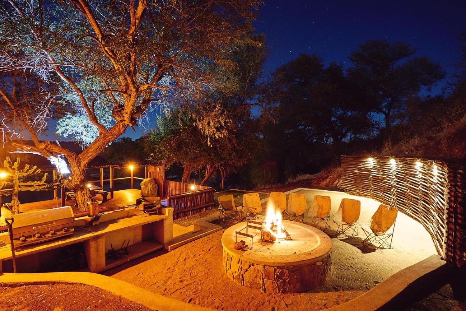 Luxury Villa photo 1