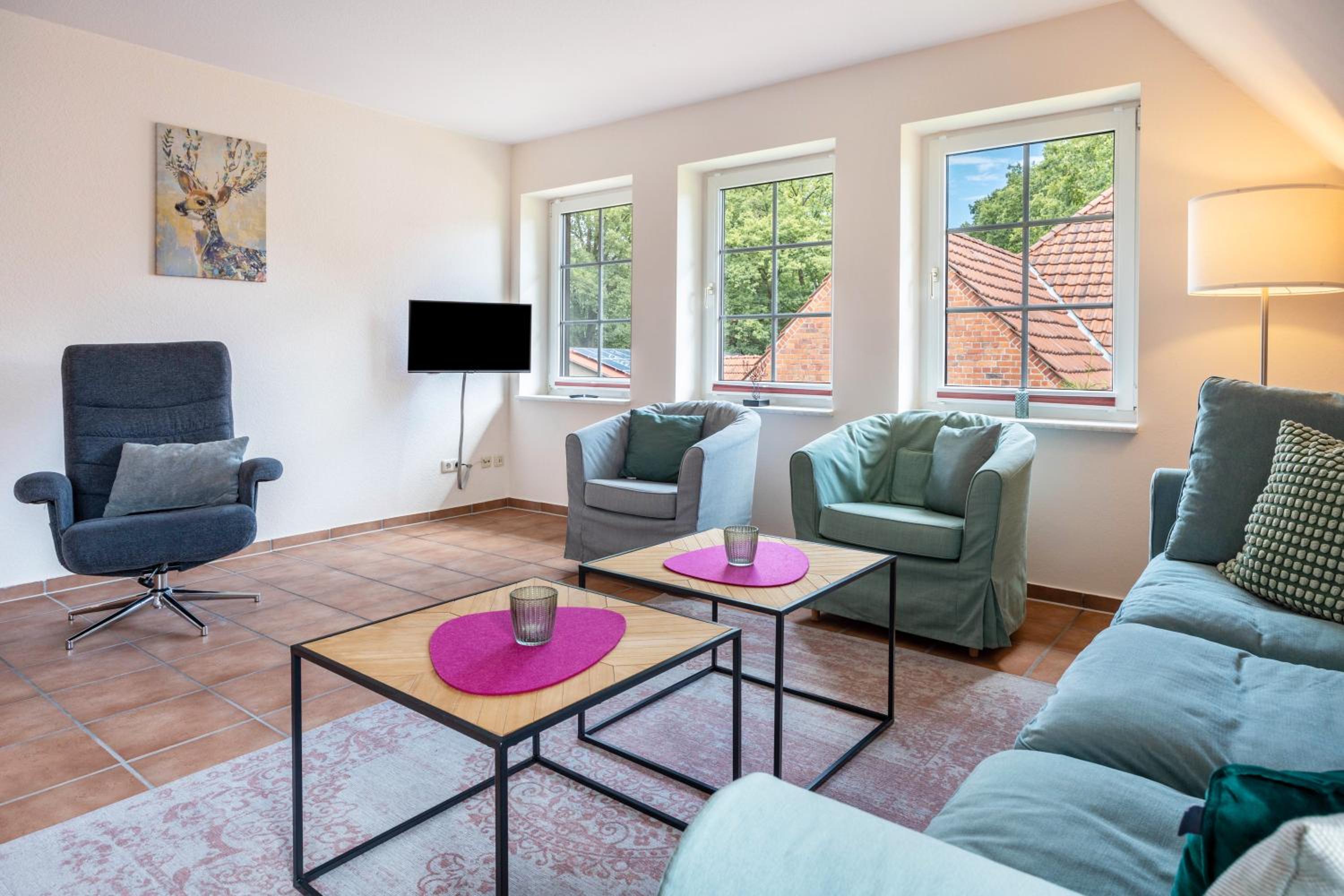 Two-Bedroom Deluxe Apartment with Balcony photo 2
