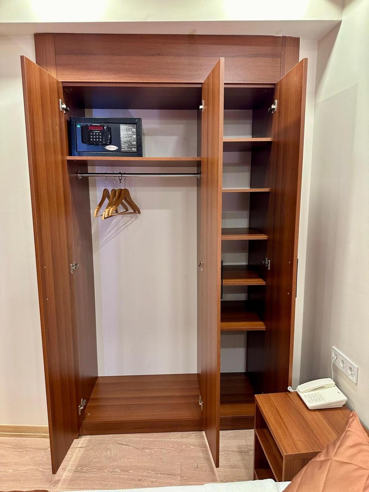Standard Single Room photo 2