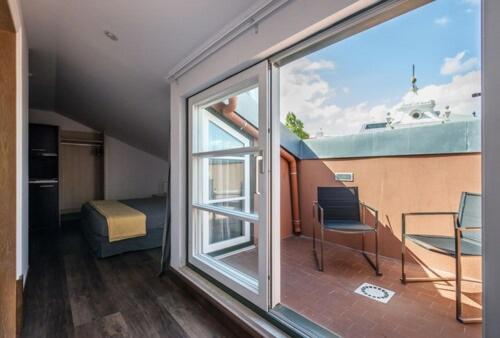 Studio with Balcony