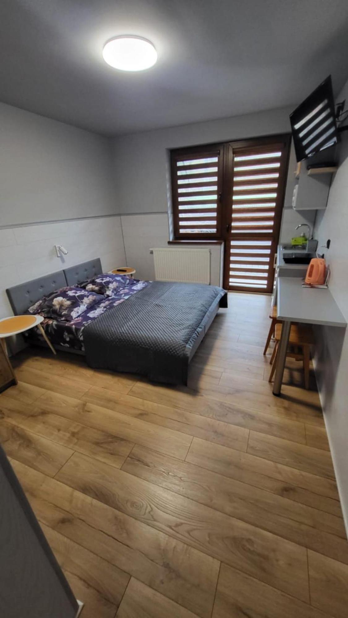 Double or Twin Room with Balcony photo 1