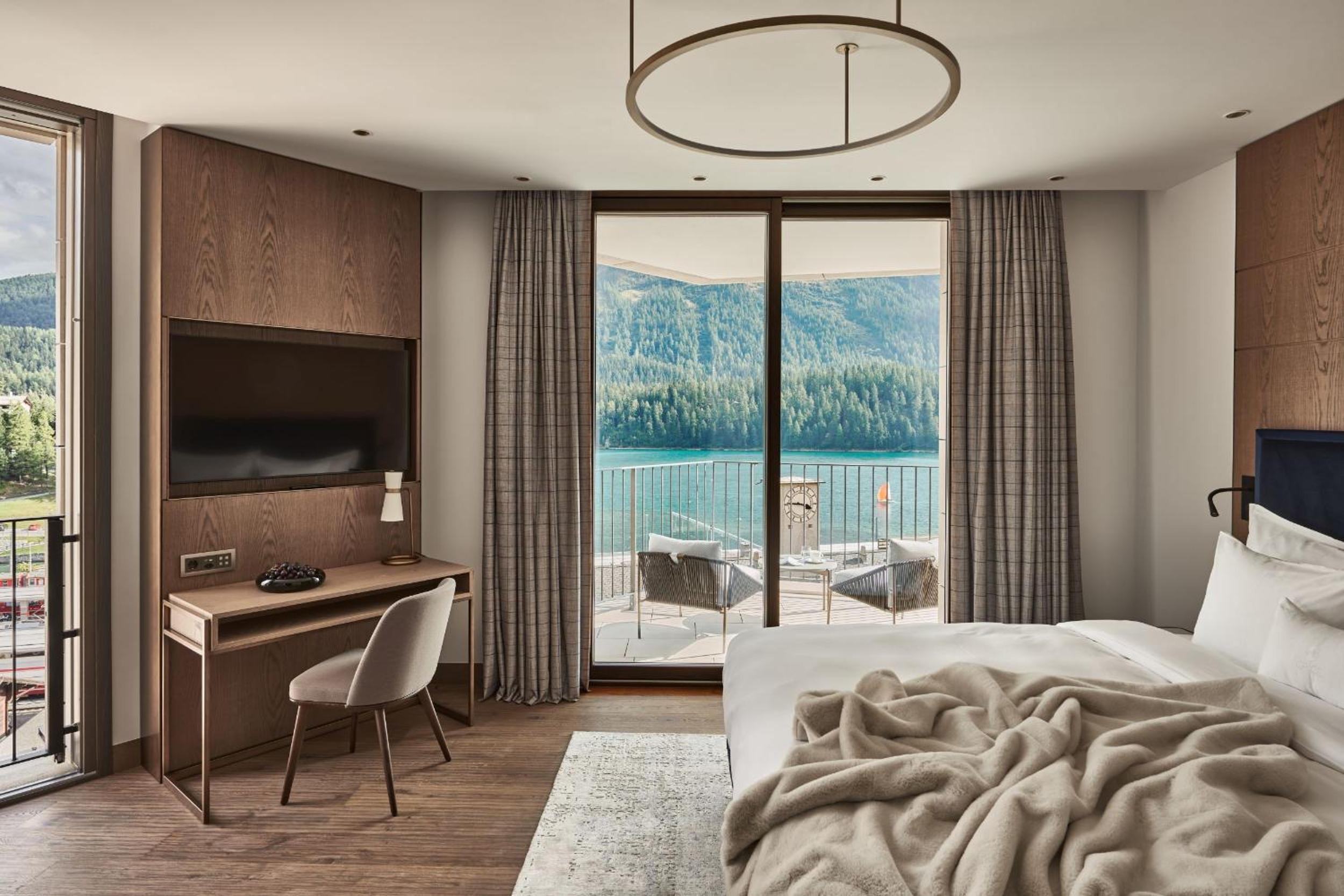 Deluxe Junior Suite - modern Grace Wing