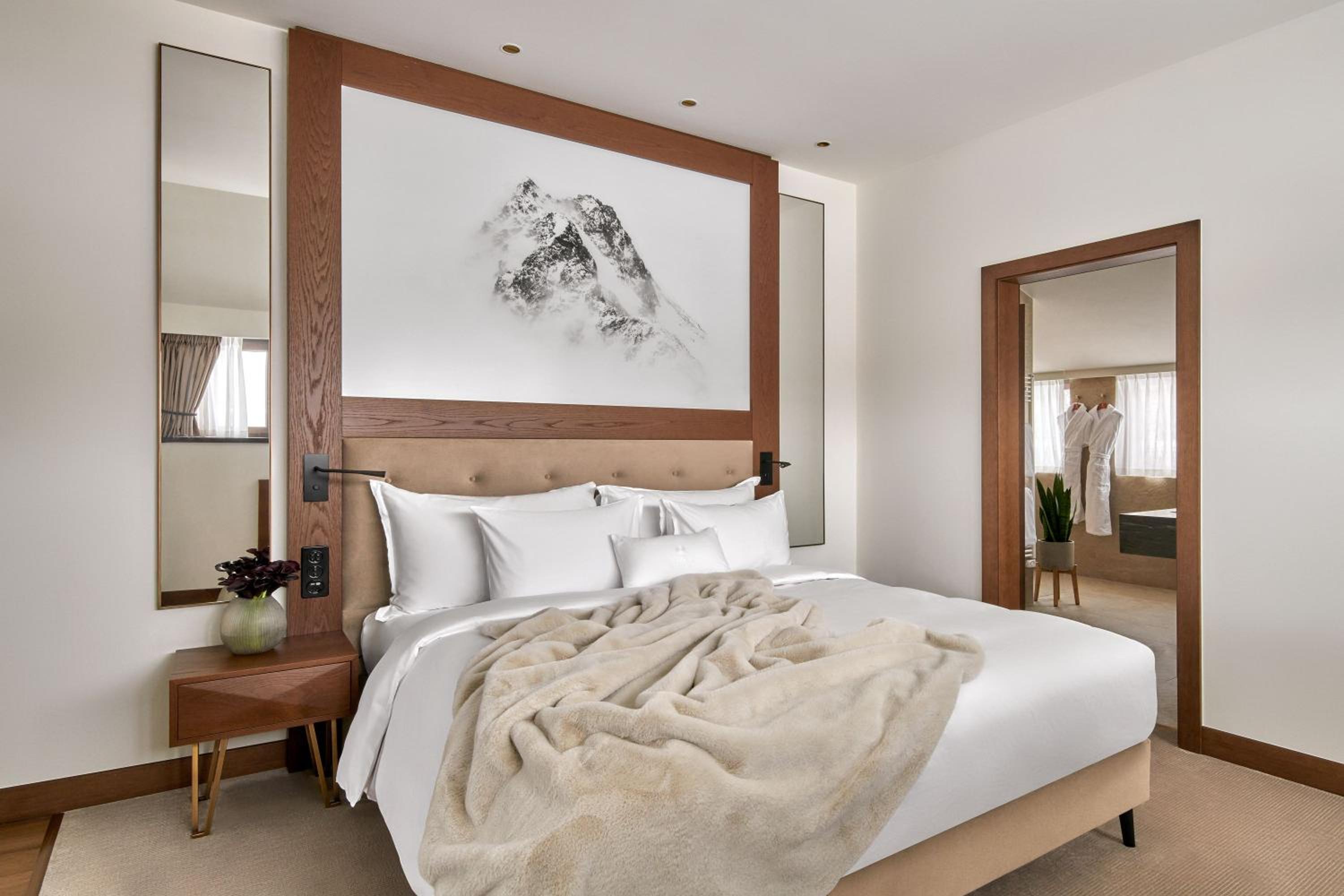 Panorama Junior Suite - historic La Margna Wing