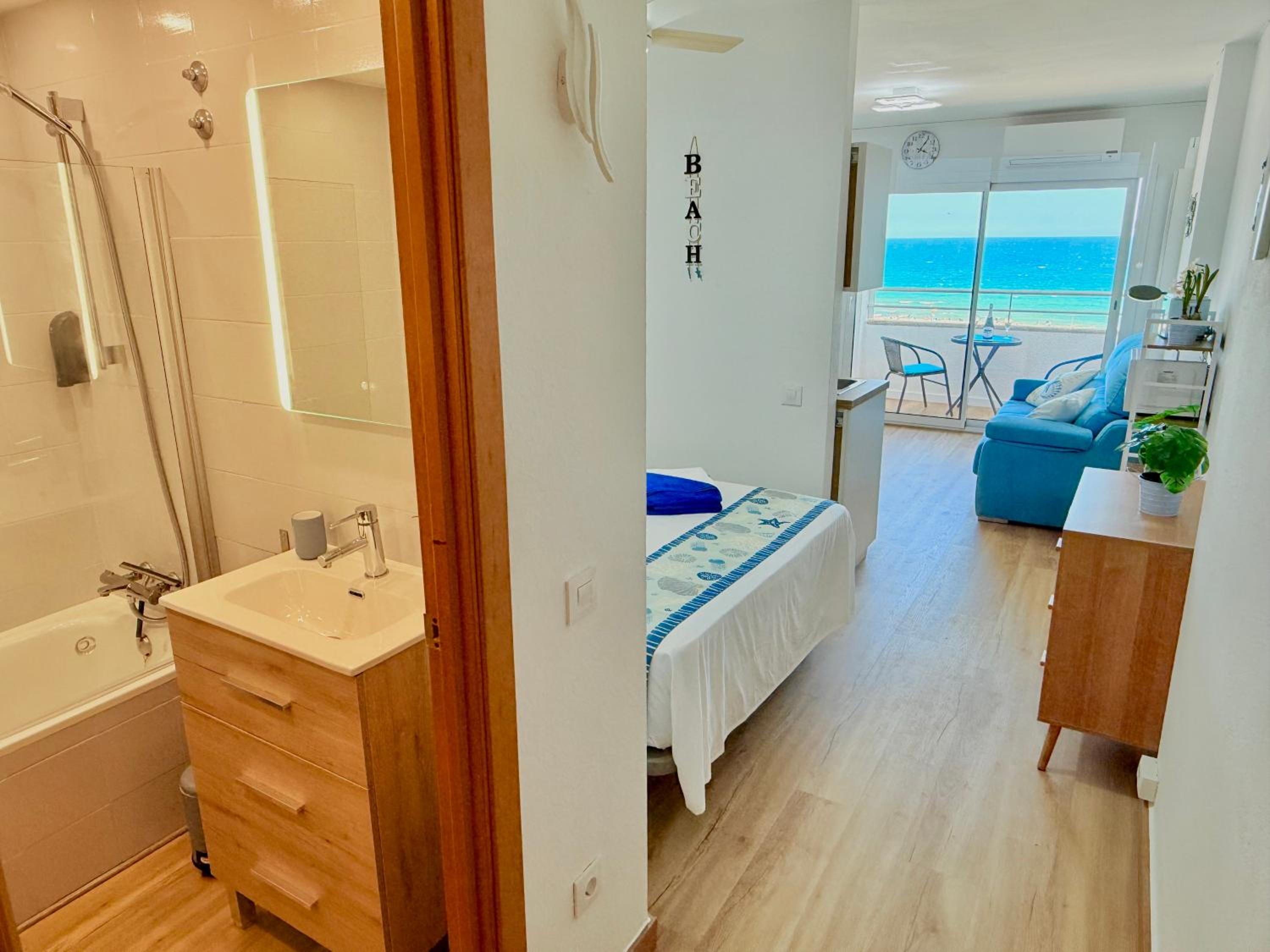 Studio Apartment with Sea View