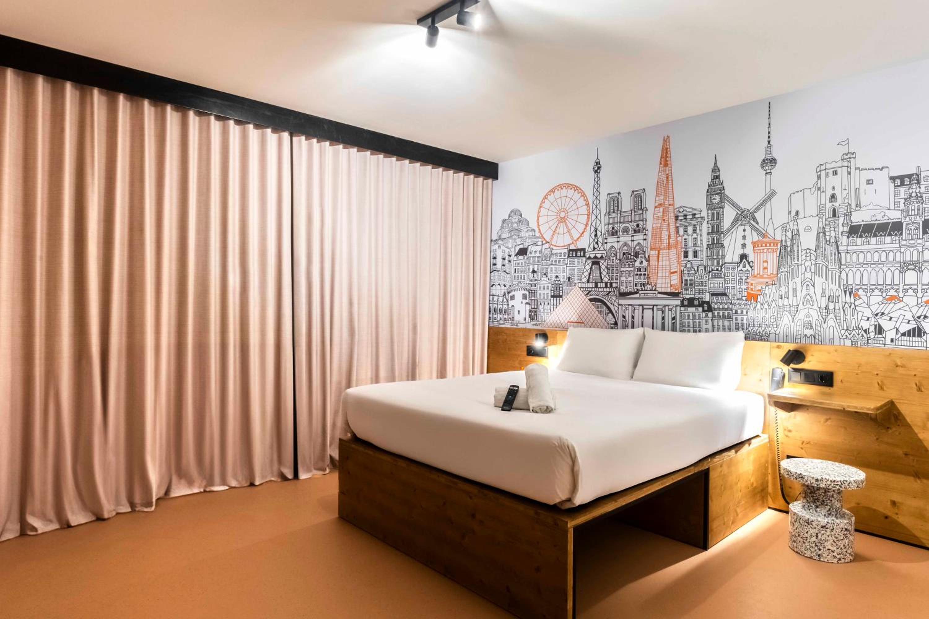 easyHotel Barcelona La Sagrera, Foto 12