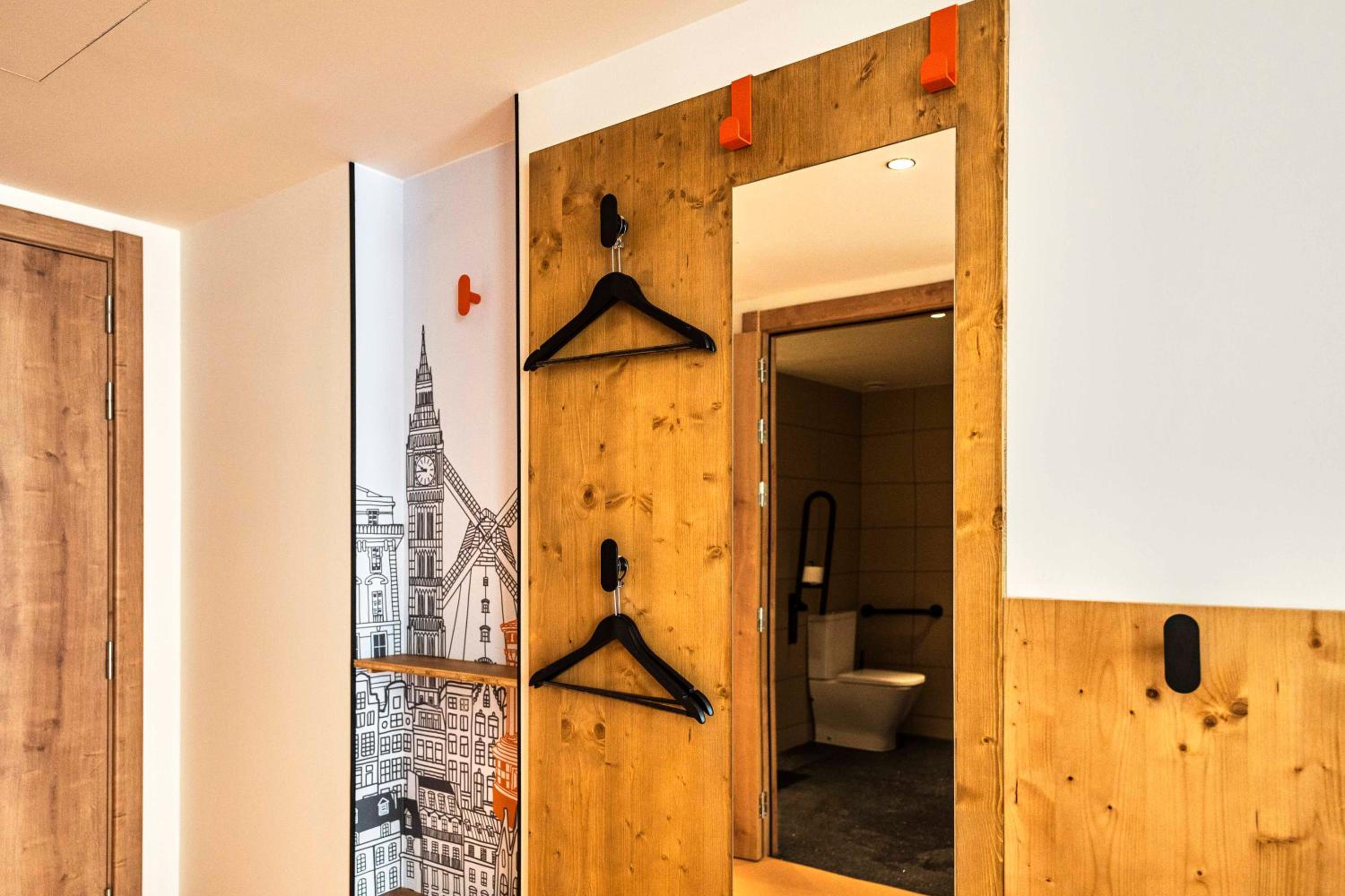 easyHotel Barcelona La Sagrera, Foto 21