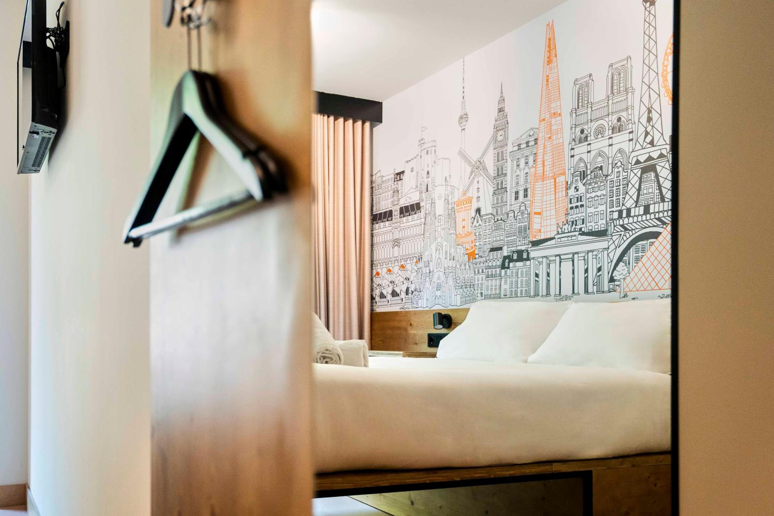 easyHotel Barcelona La Sagrera, Foto 15