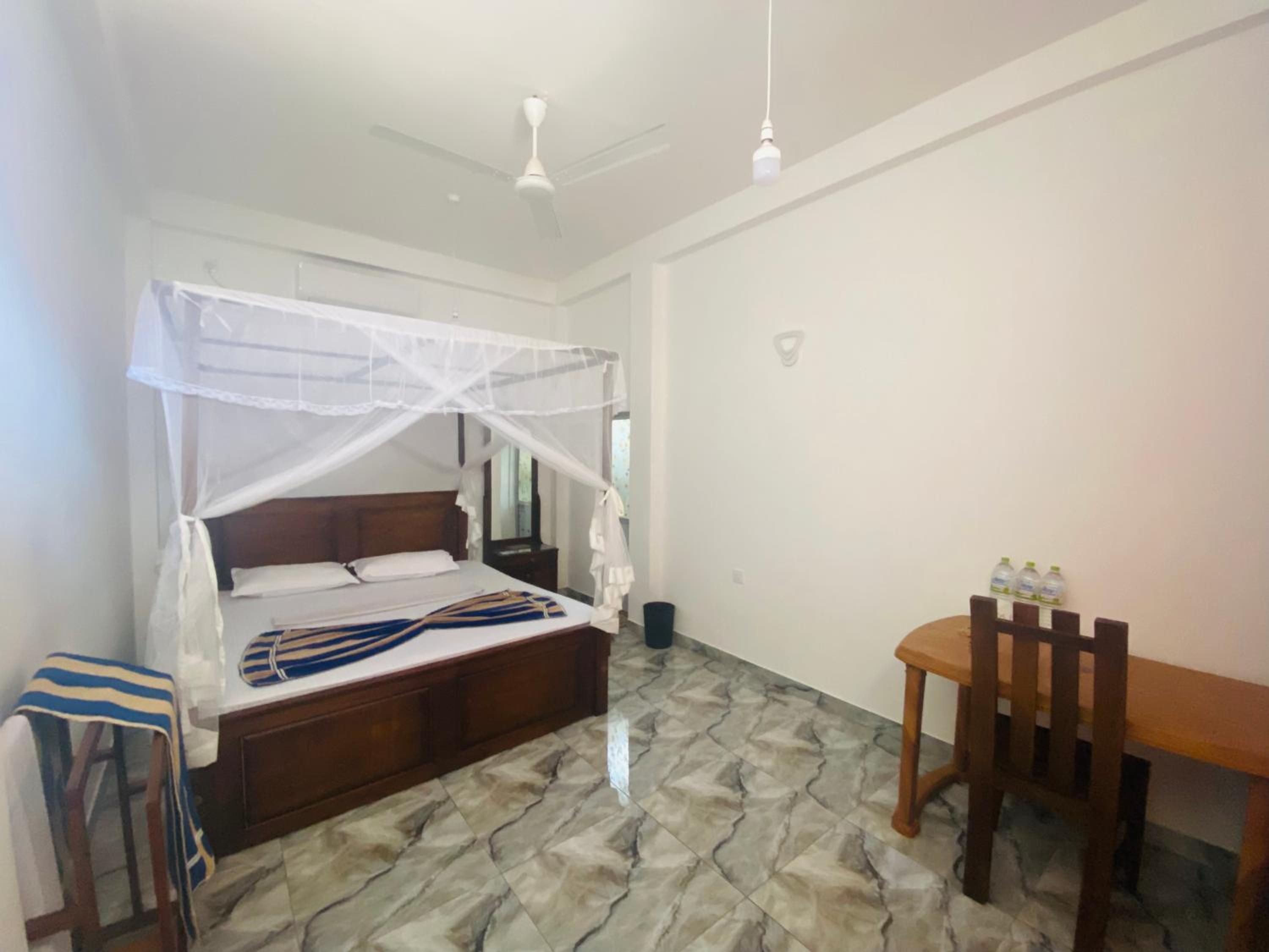 Deluxe King Room photo 2