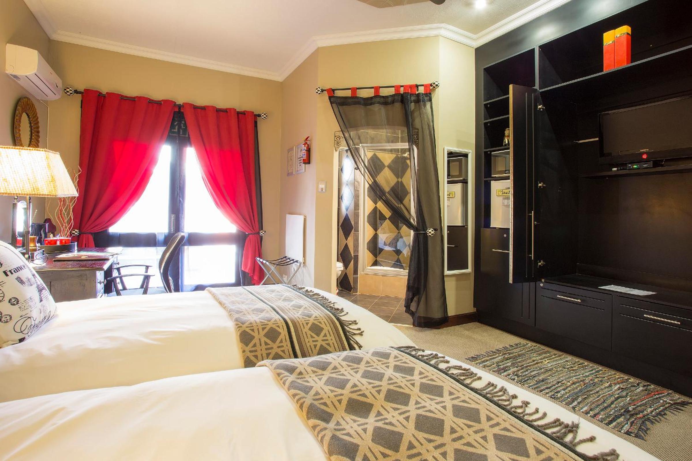 Deluxe Twin Room - Photo 5