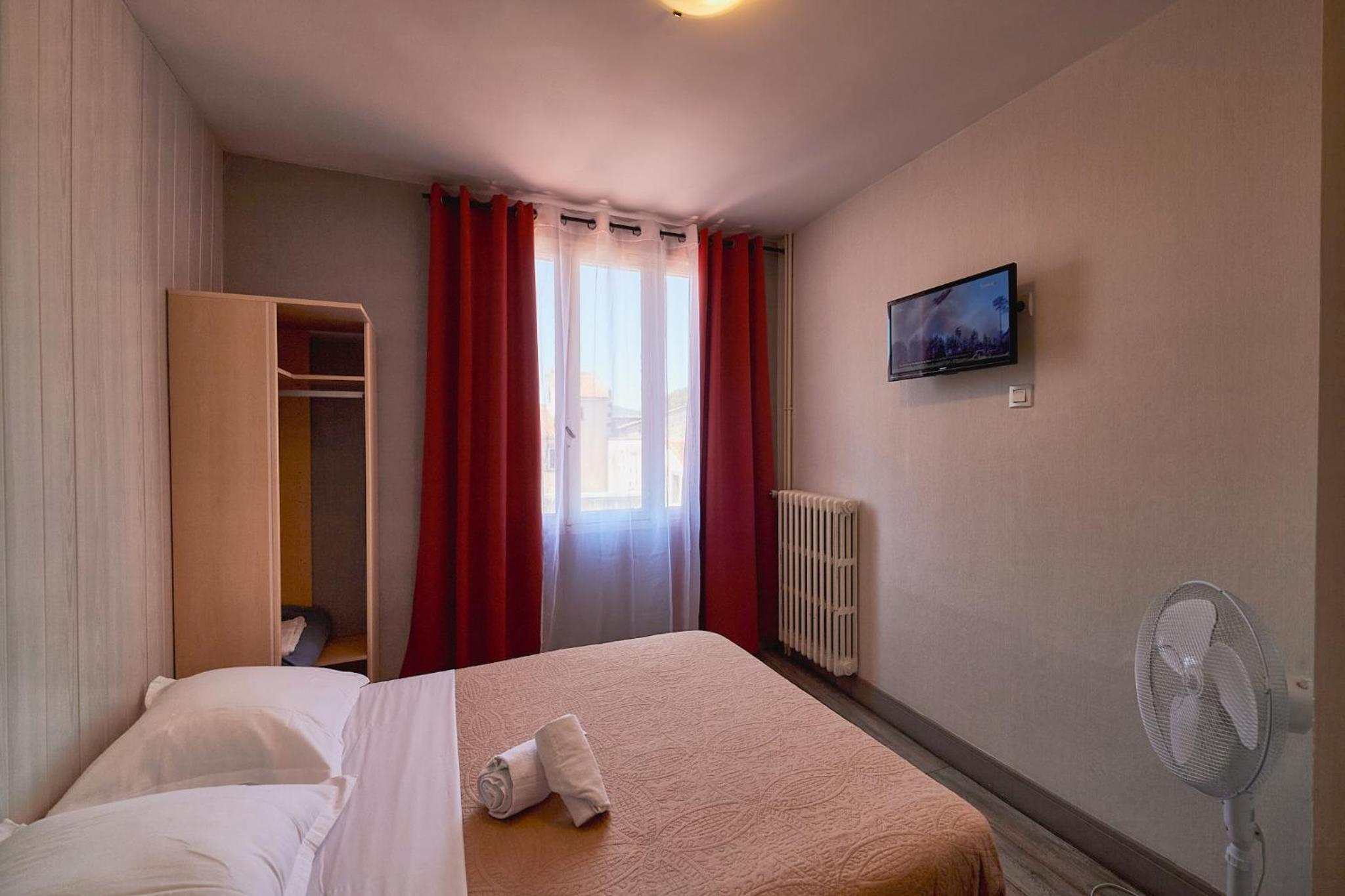 Double Room with Shared Toilet photo 1