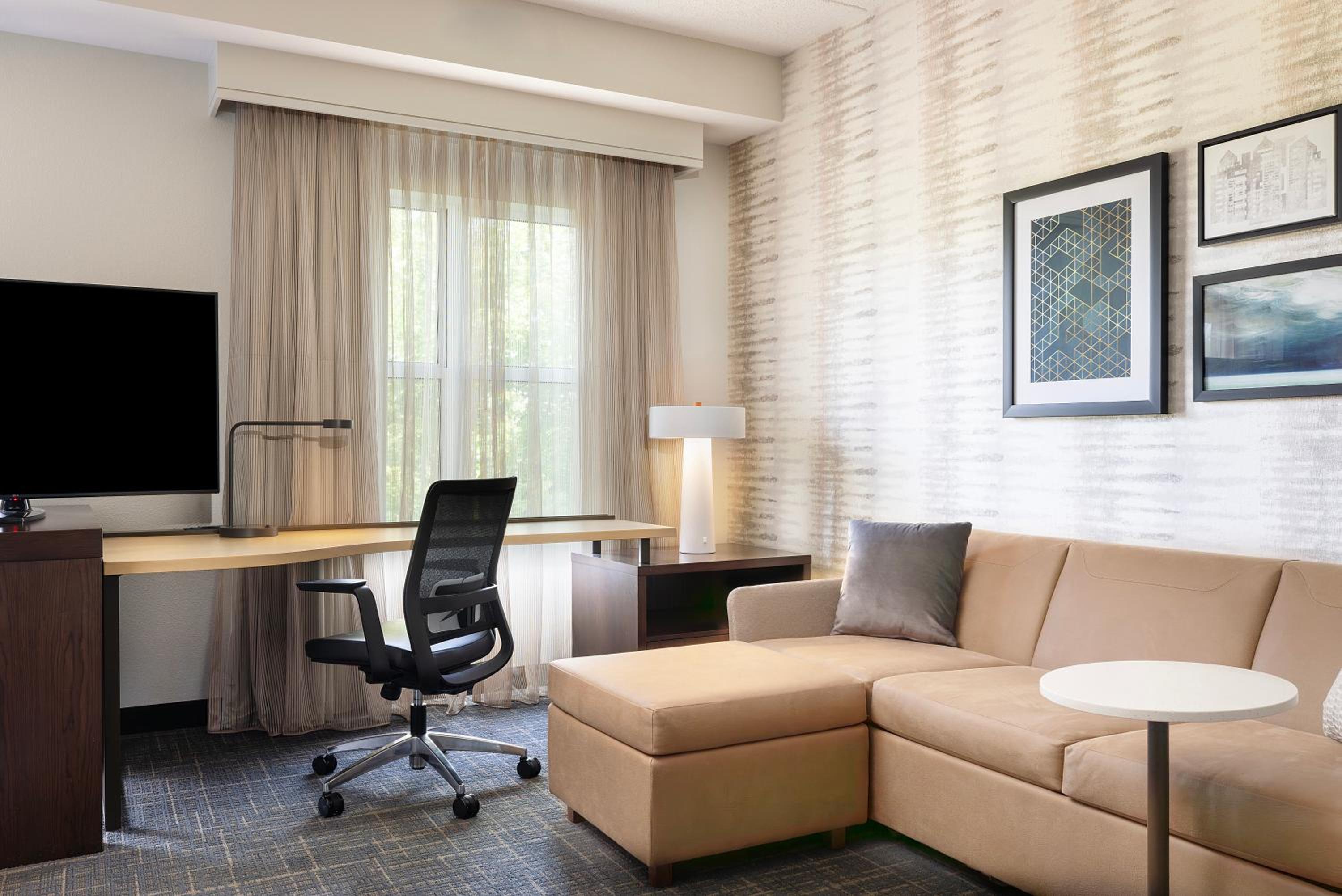Studio King Suite with Sofa Bed - Mobility and Hearing Accessible with Roll-in Shower