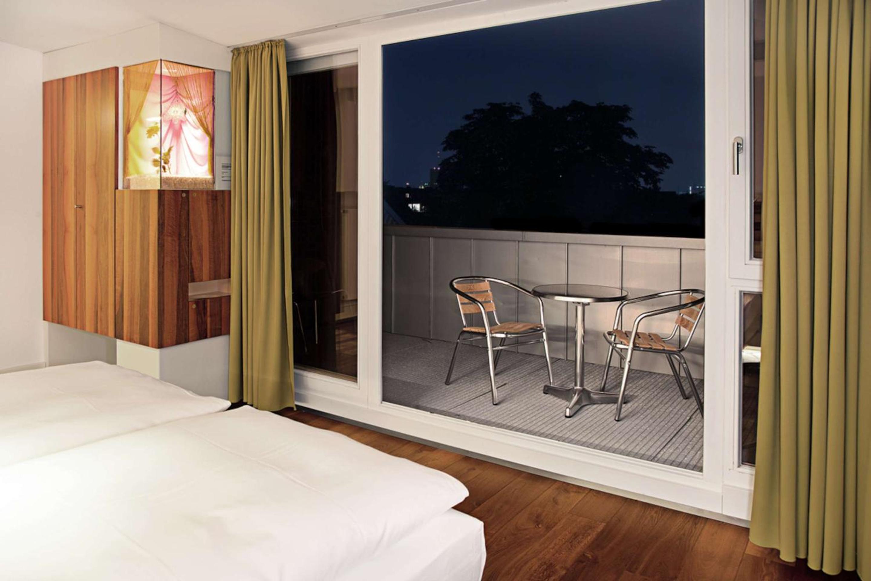 Junior King Suite with Sitting Corner - Top Floor - Photo 1