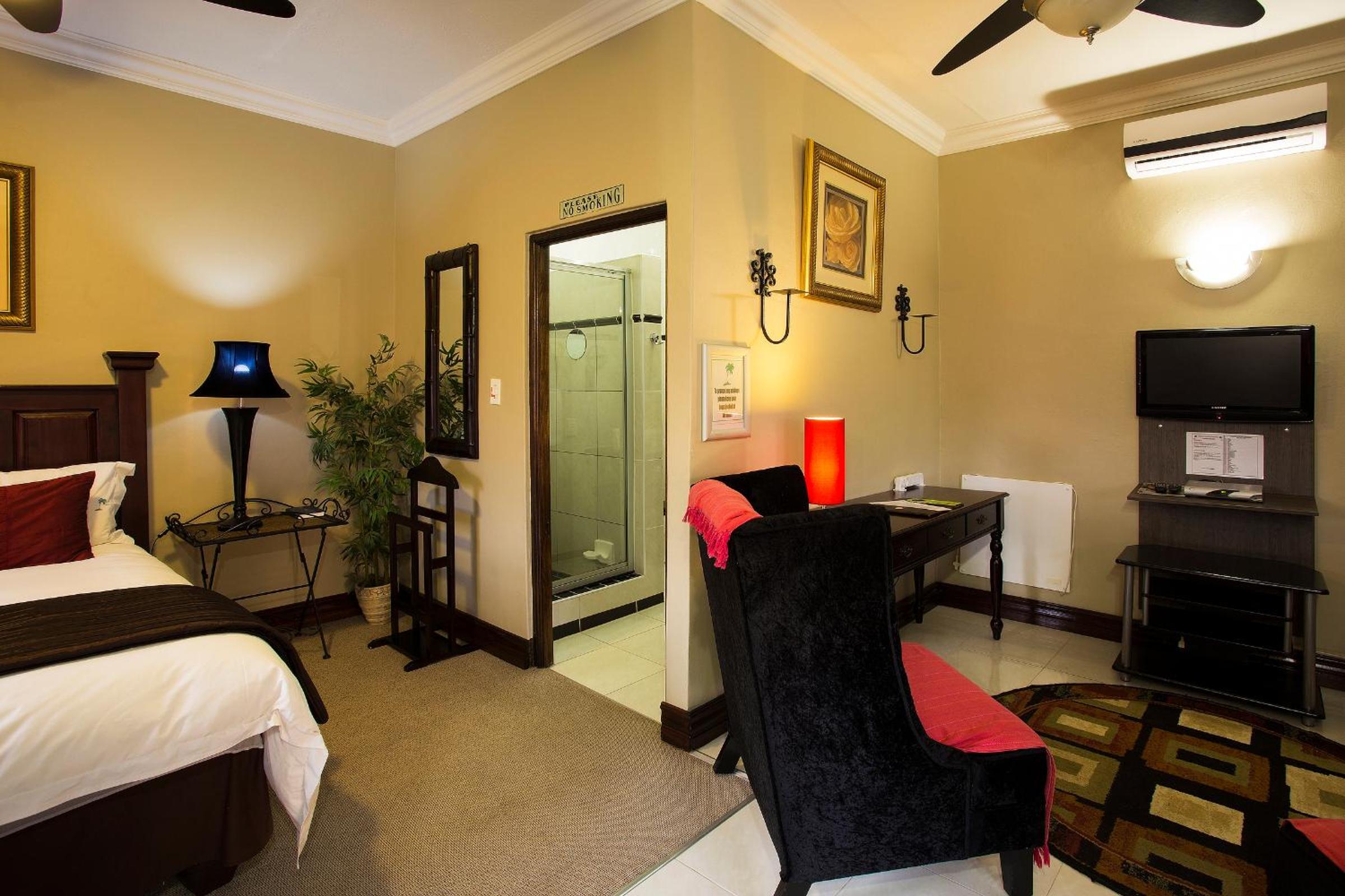 Deluxe Double Room - Photo 7