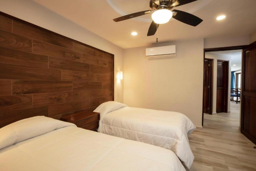 Two-Bedroom Deluxe Apartment photo 2