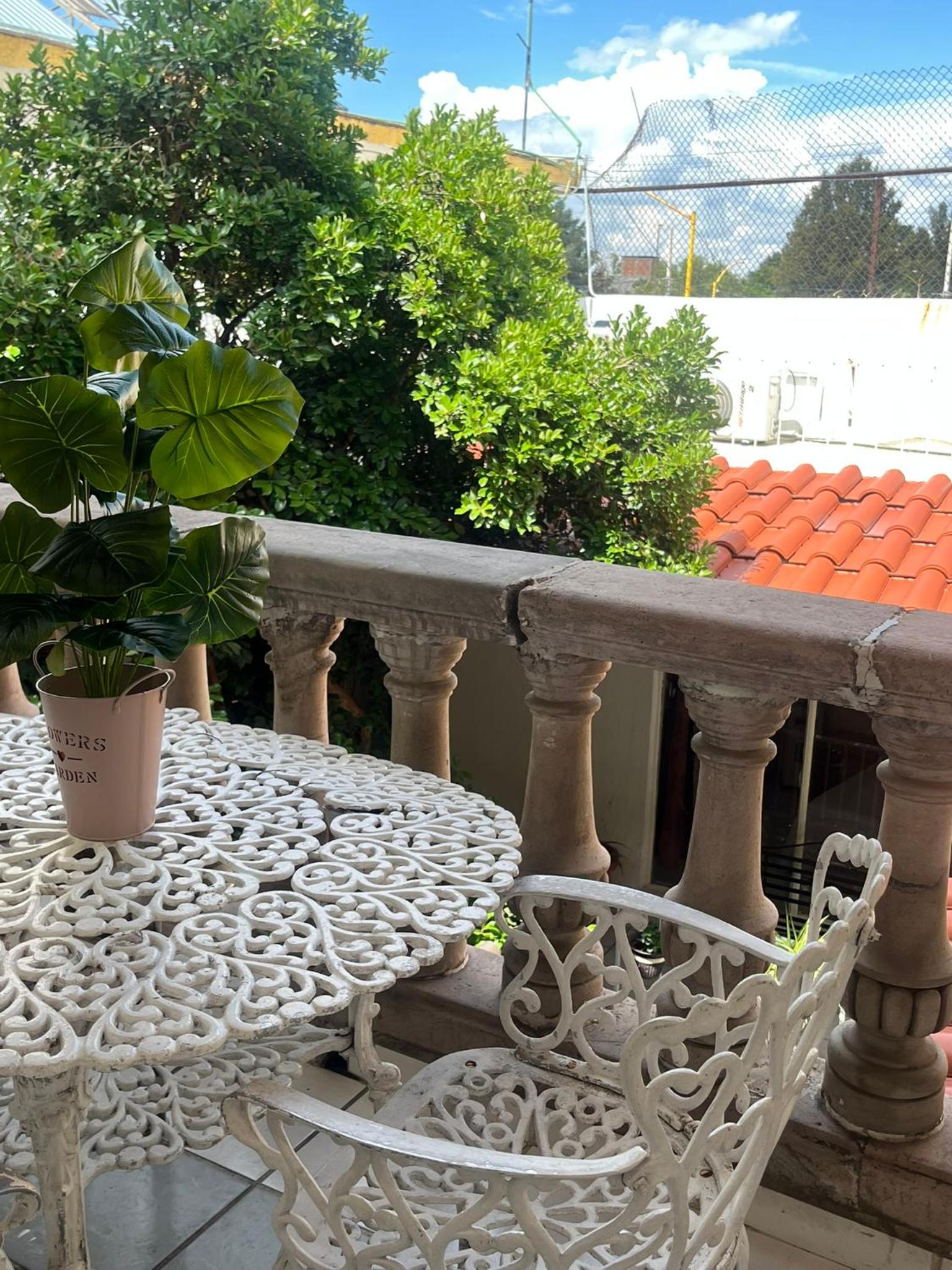 Suite with Balcony - Photo 2