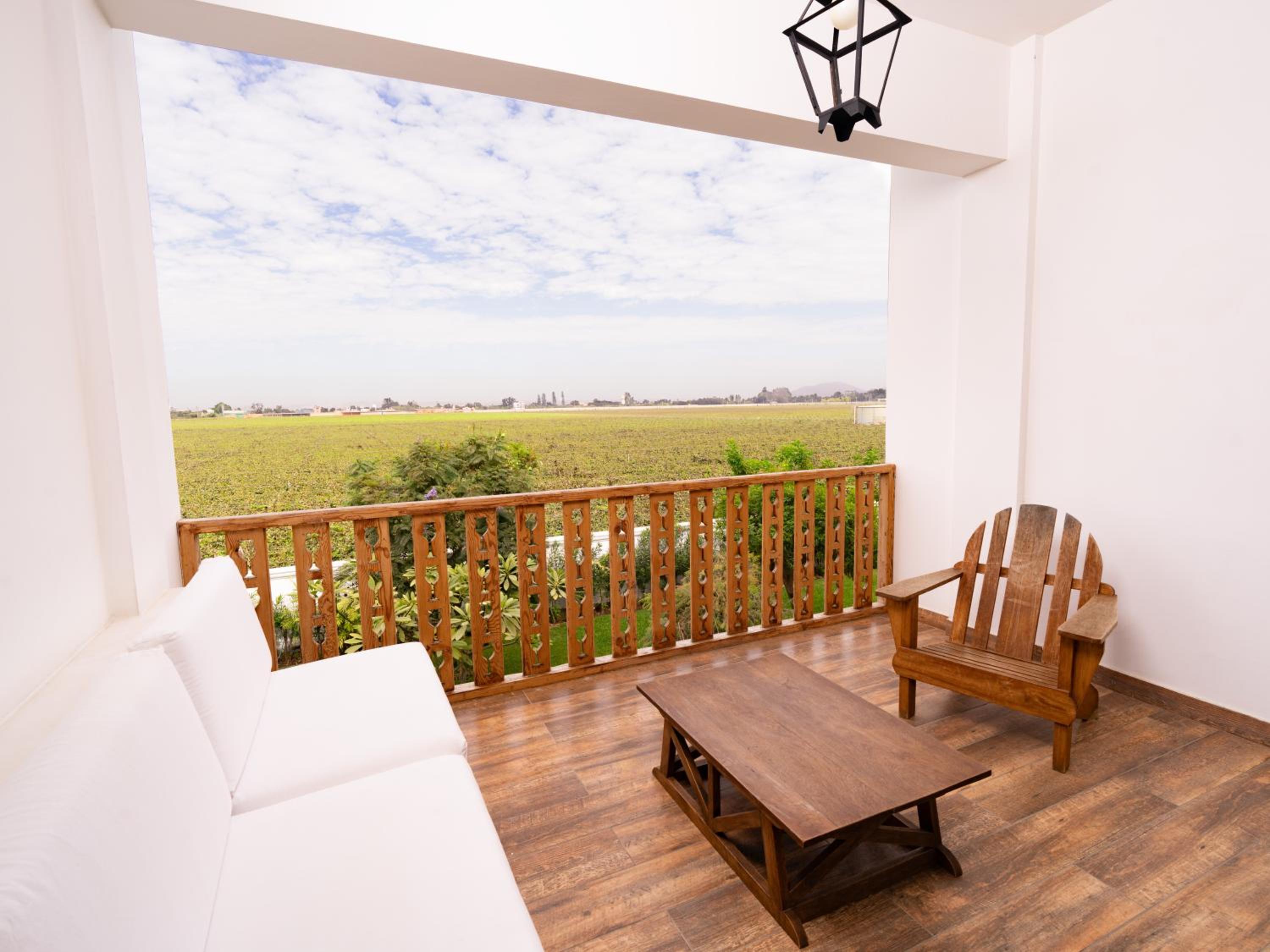 Deluxe Twin Room Vineyard View photo 2