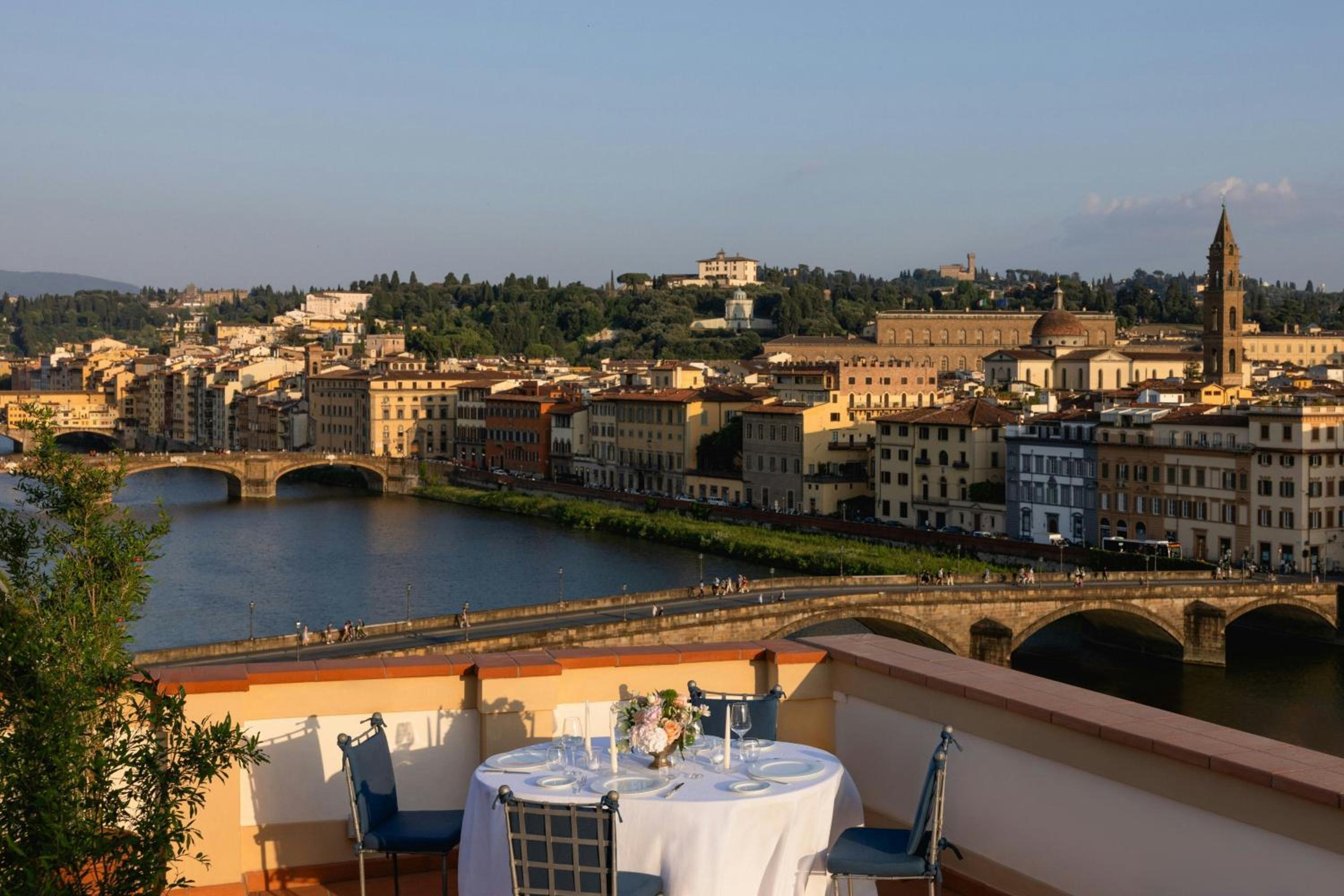 Belvedere King Suite with Terrace and River View - Photo 2