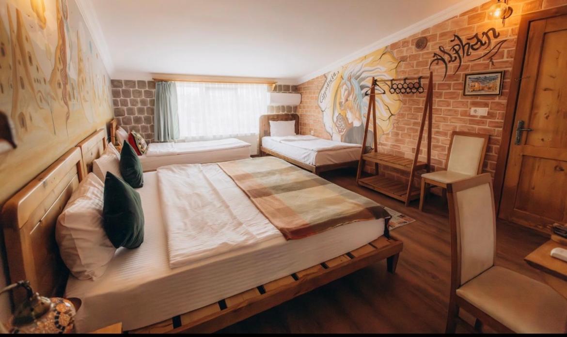 Quadruple Room with Mountain View