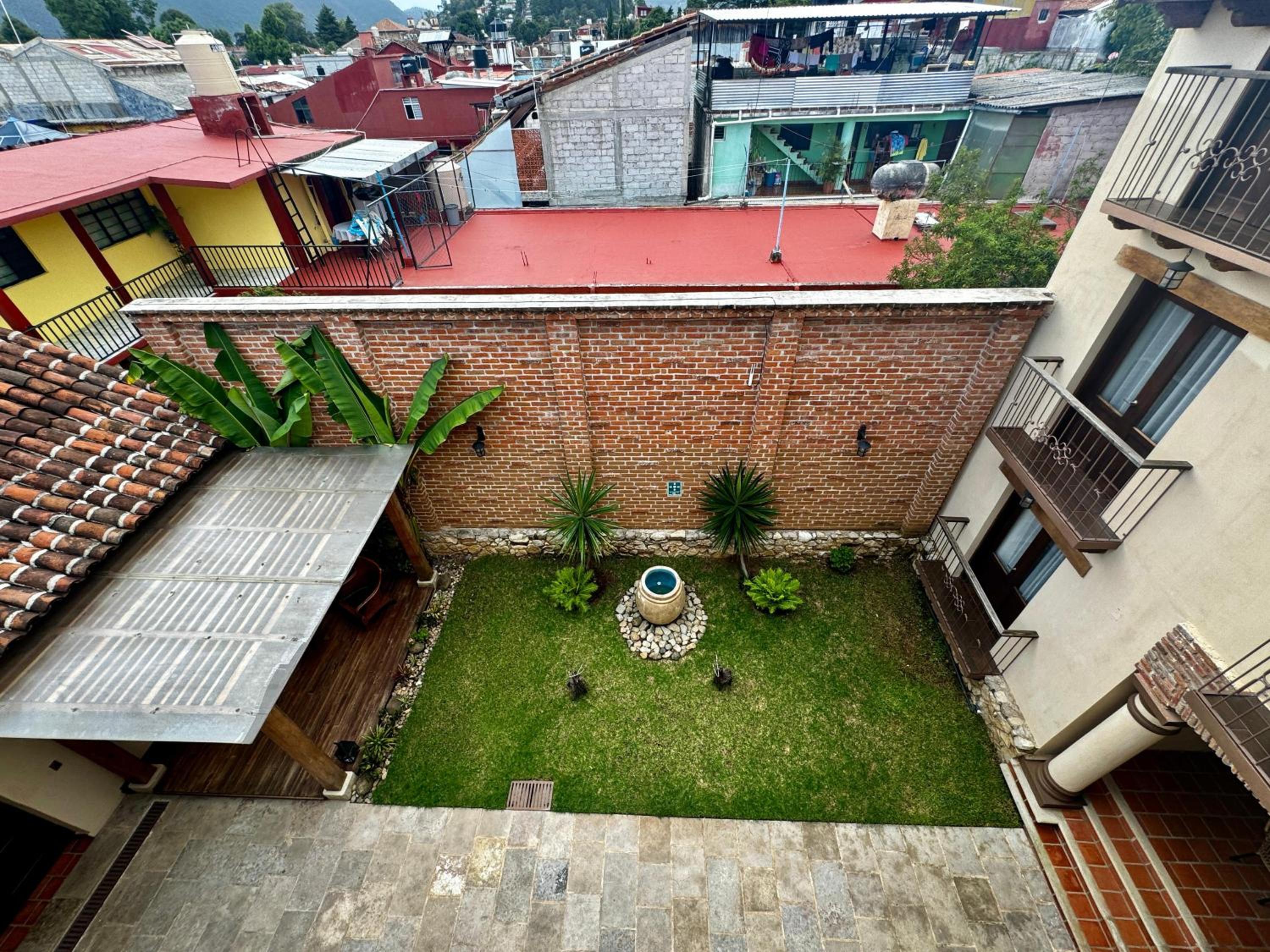 Deluxe Double Room with Balcony photo 2