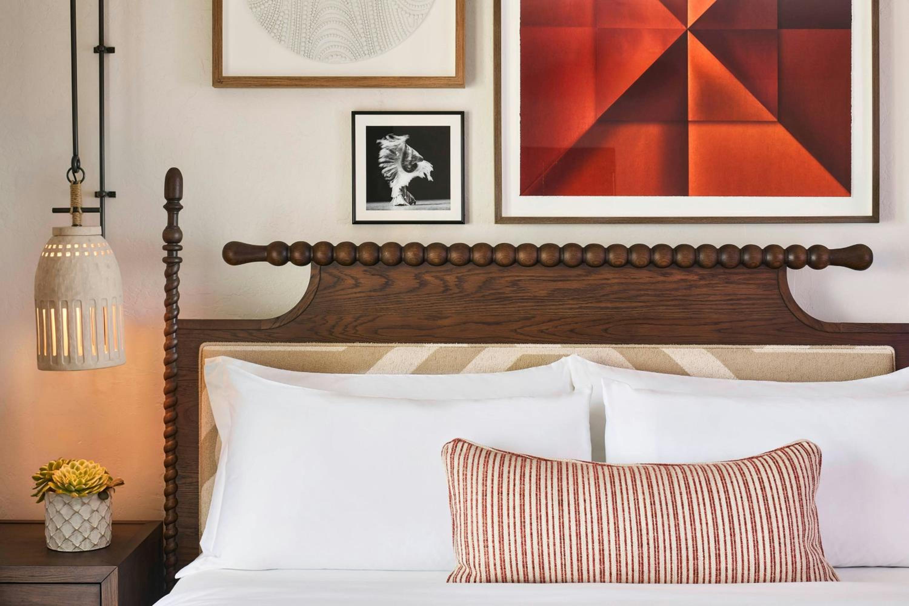 King Room with Resort View - Photo 1