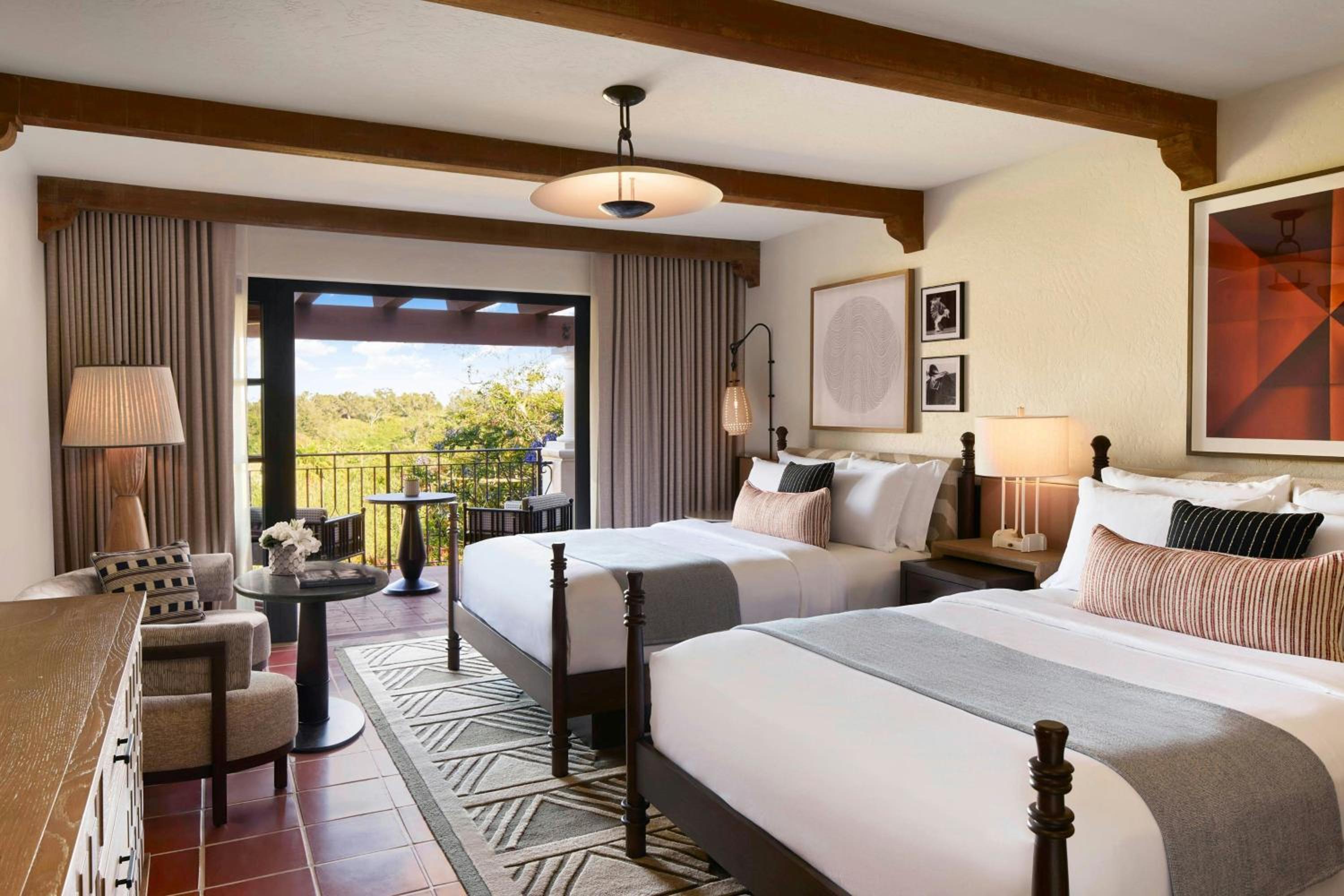 Deluxe Queen Room with Two Queen Beds and Resort View - Hearing Accessible - Photo 1