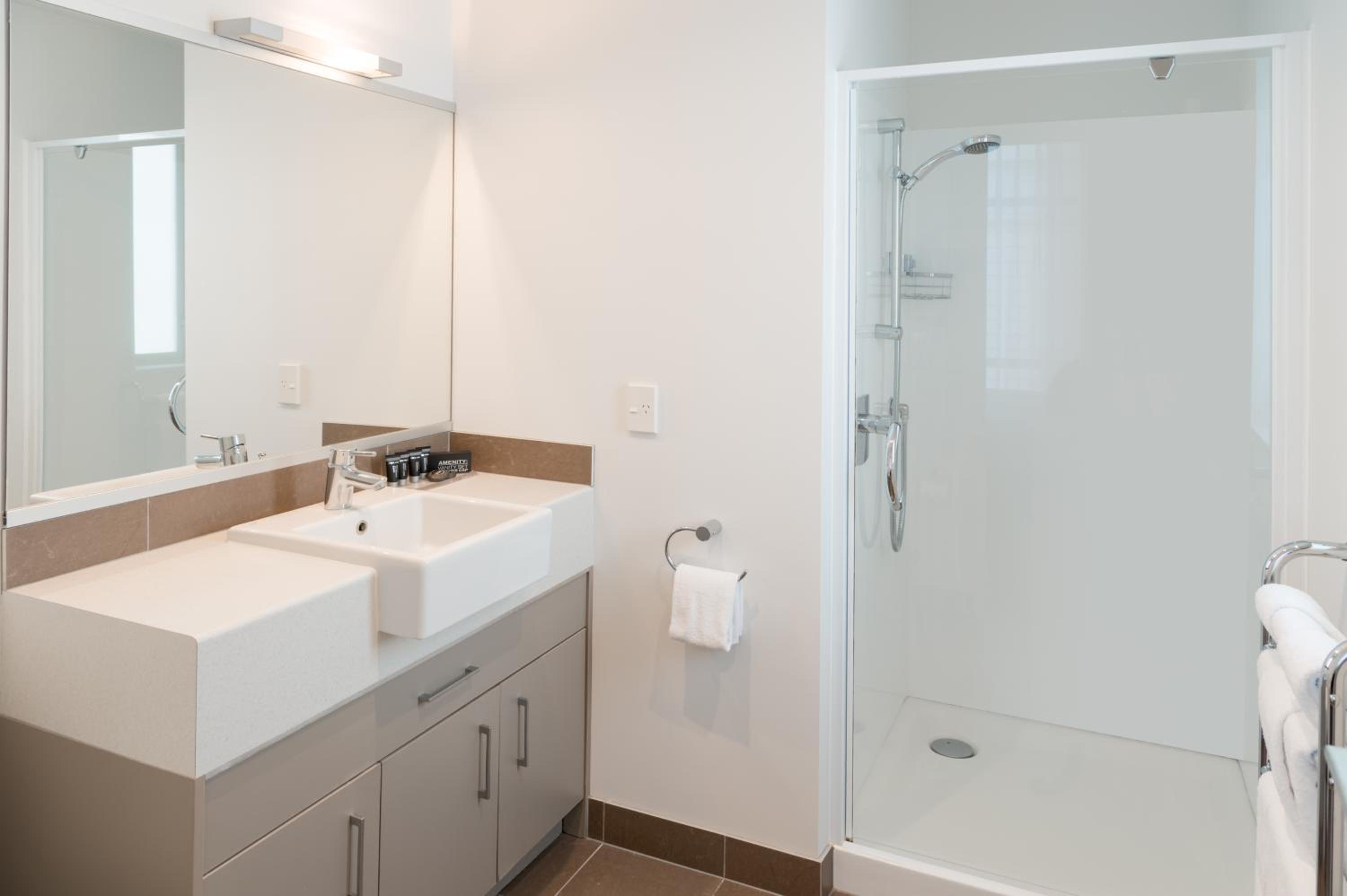 Two Bedroom Townhouse One Bathroom photo 3