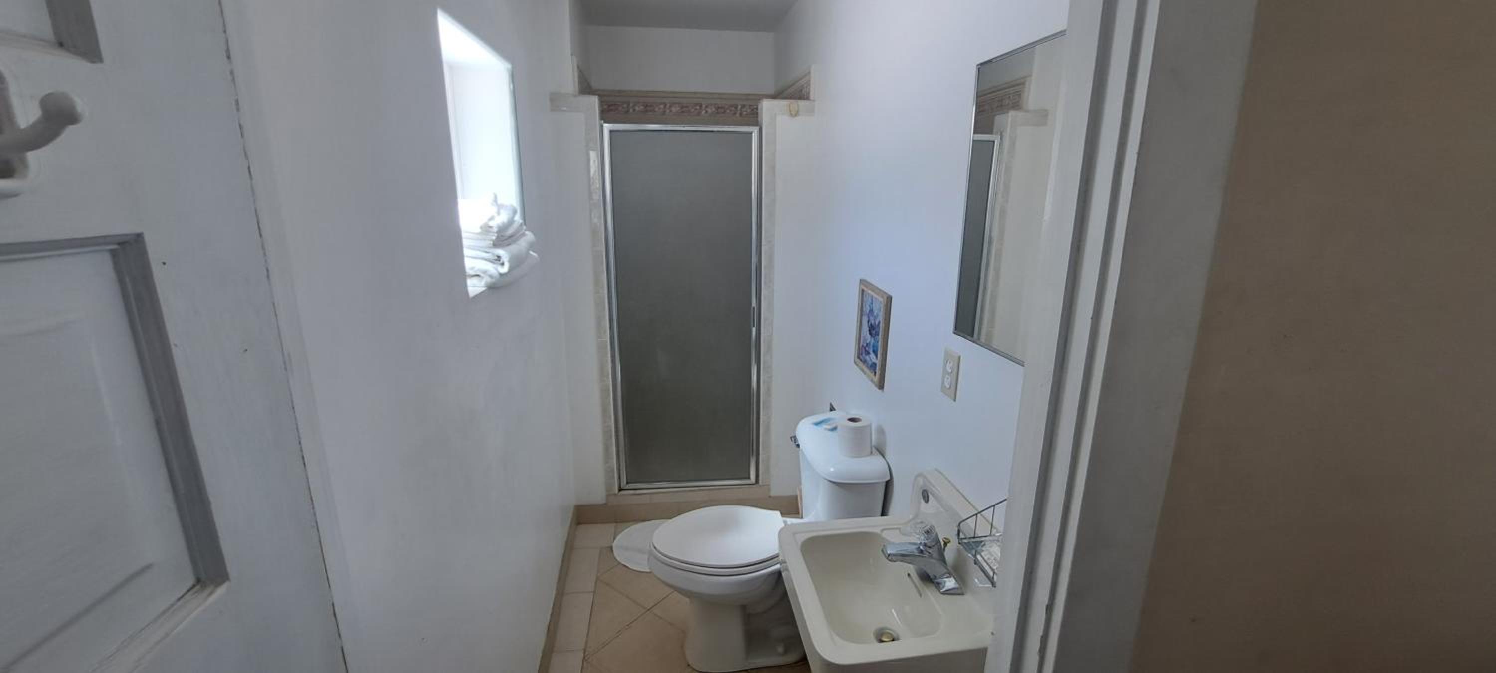 Apartment photo 2