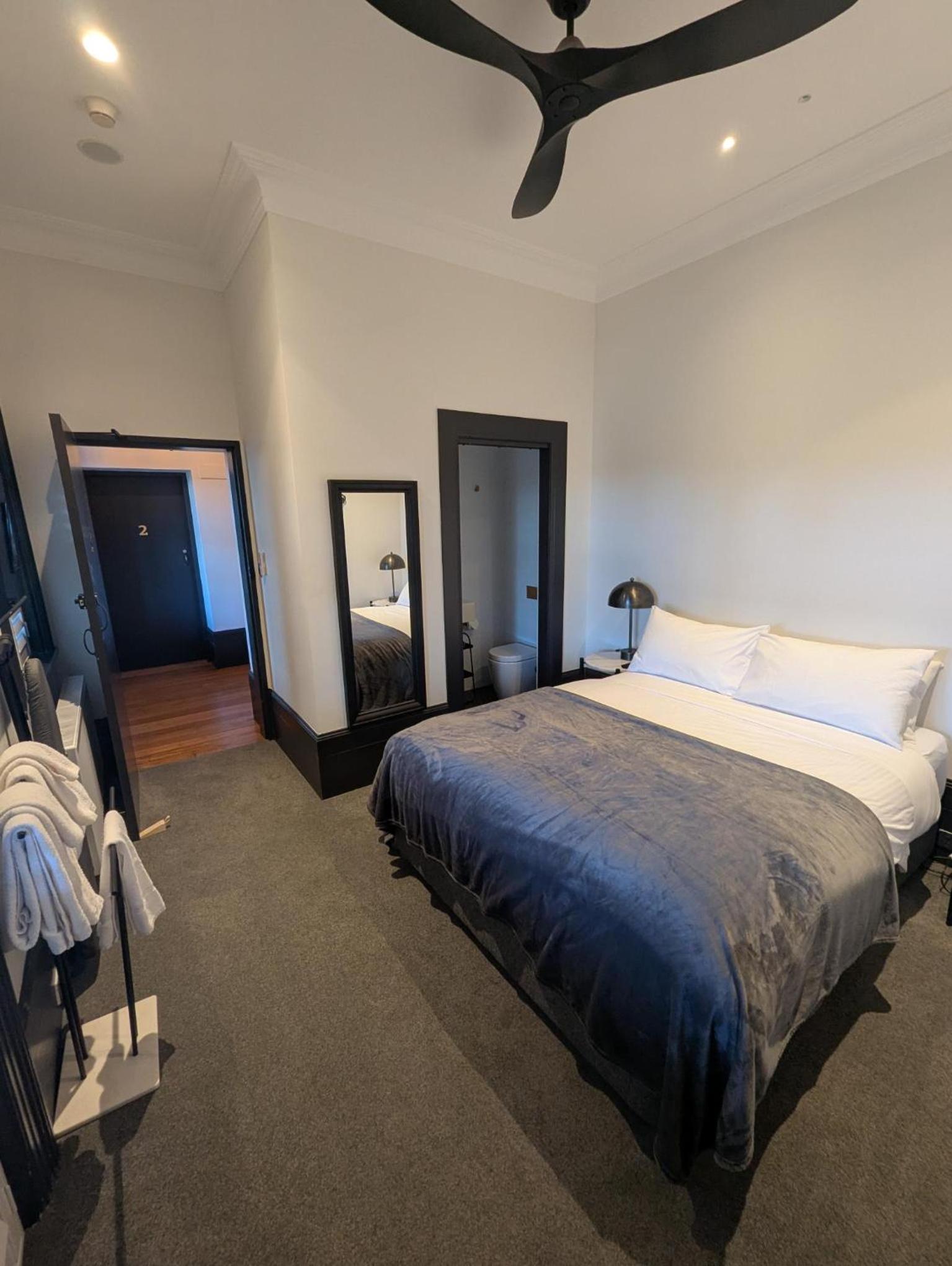 Queen Room
