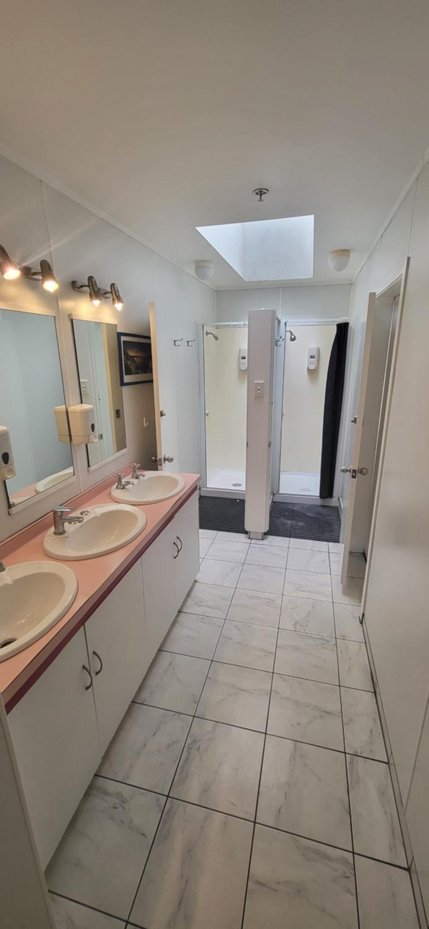 Family Room with Shared Bathroom photo 3