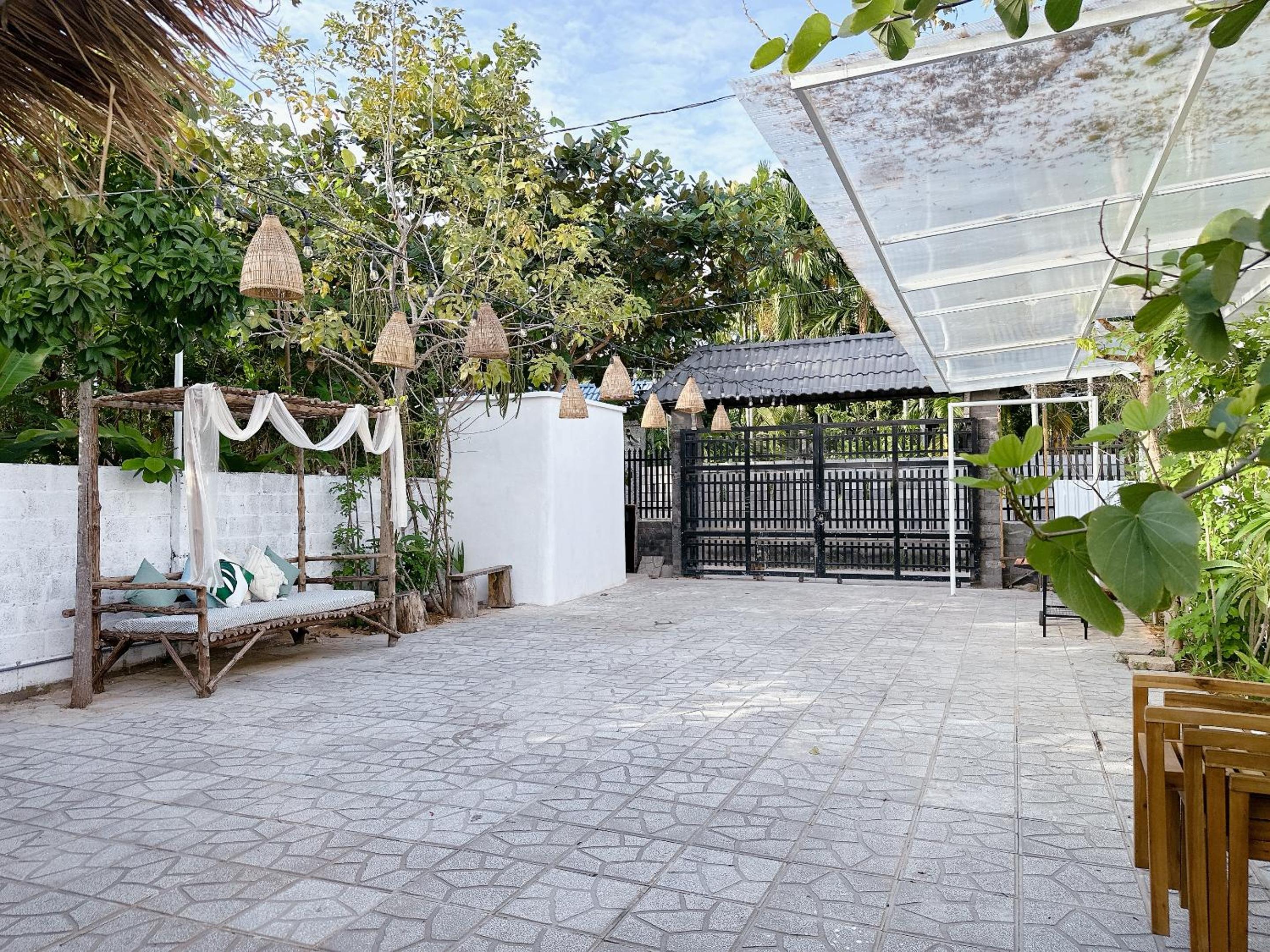 Bungalow with Garden View photo 1