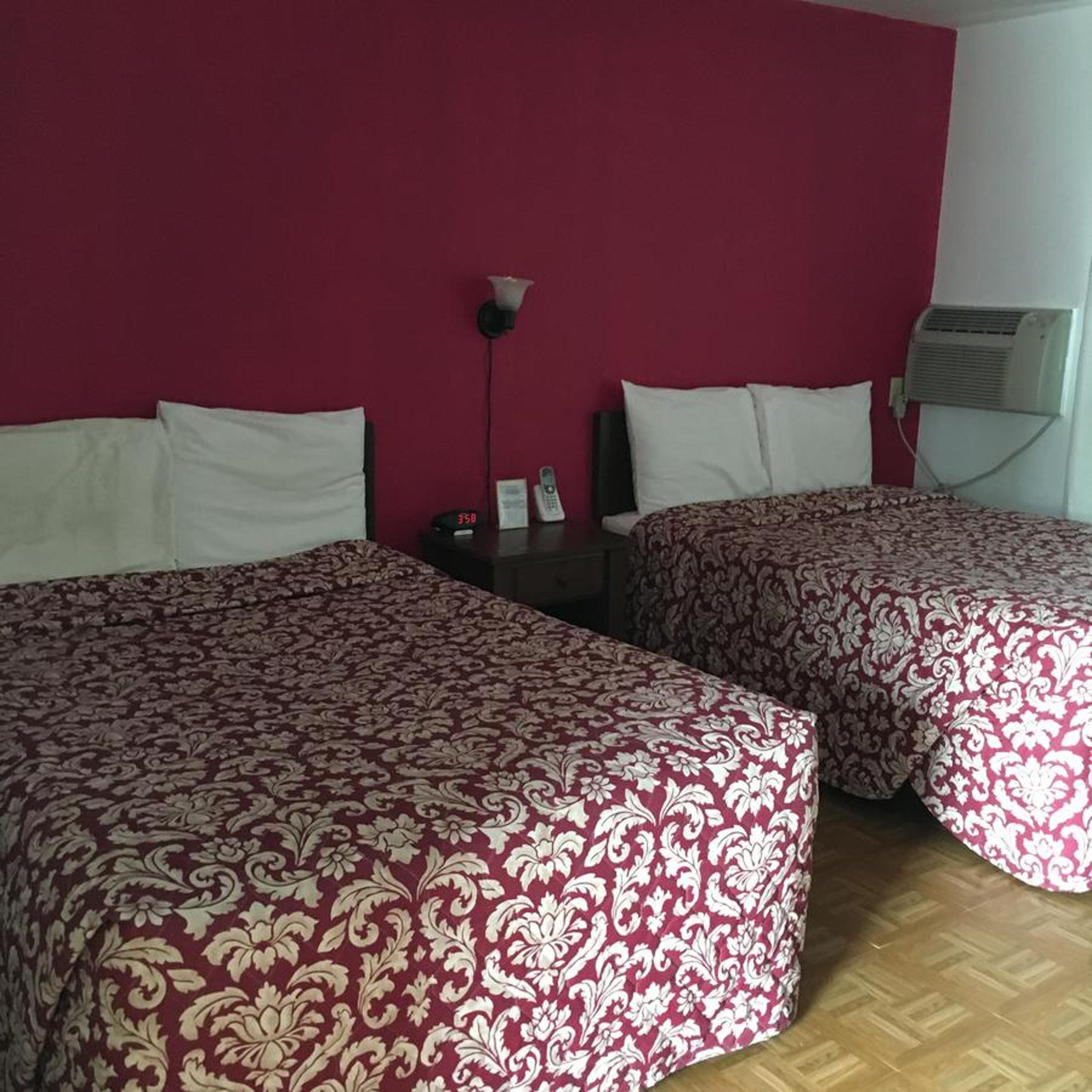Budget Double Room photo 1