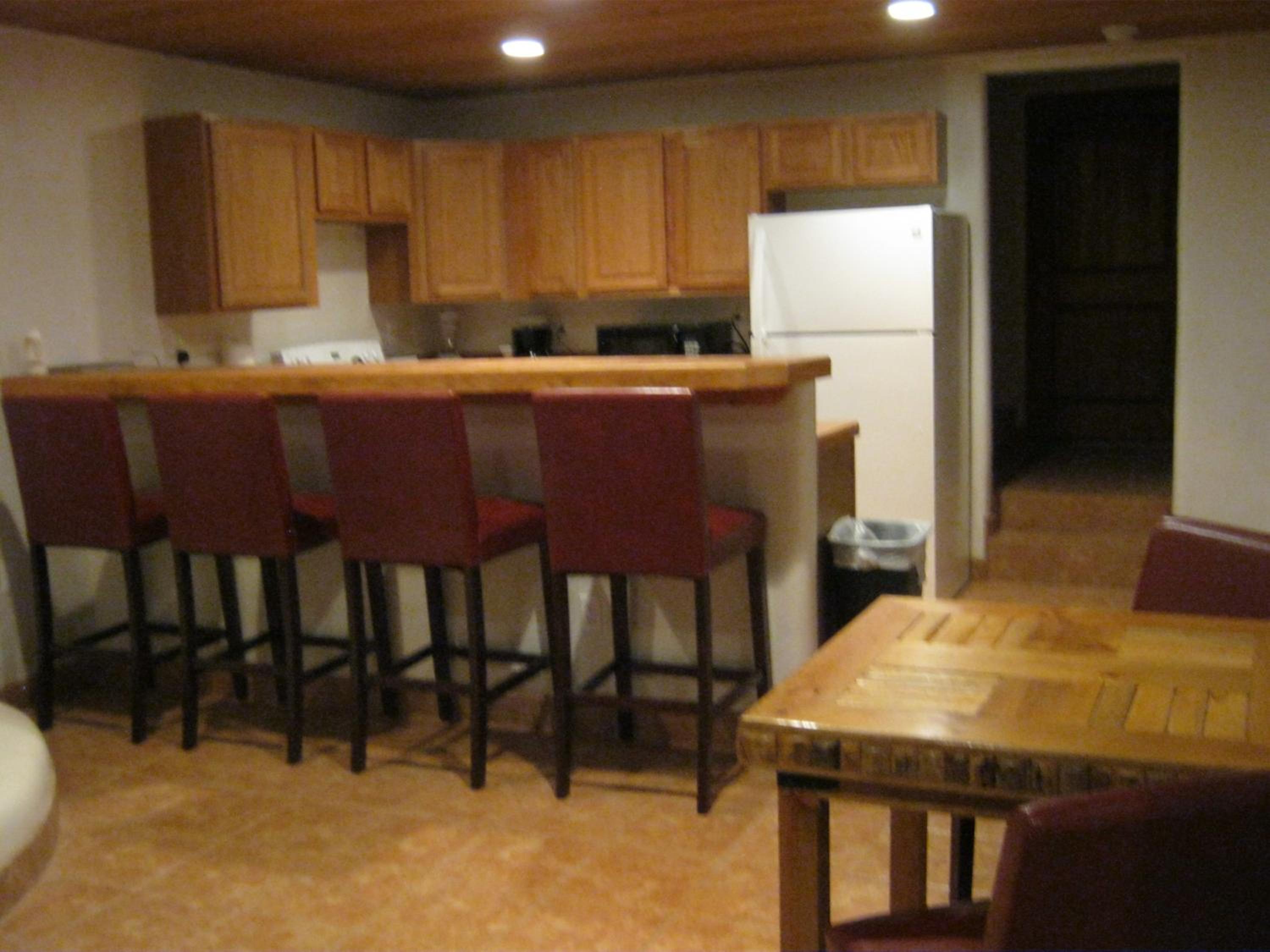 Luxury Aspen Townhome Suite - Two Bed/1.5 Bath Townhouse photo 3