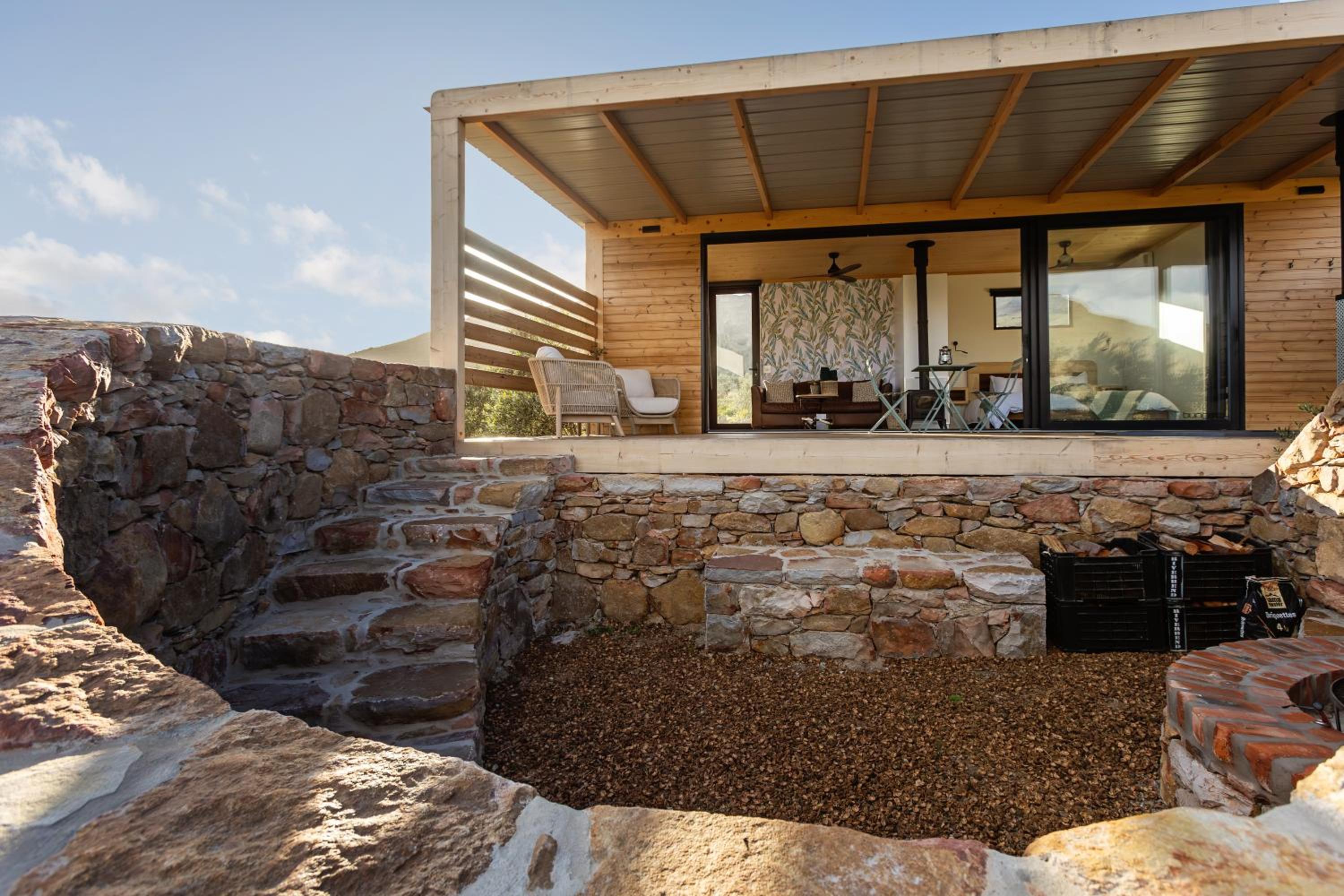 One-Bedroom Bungalow