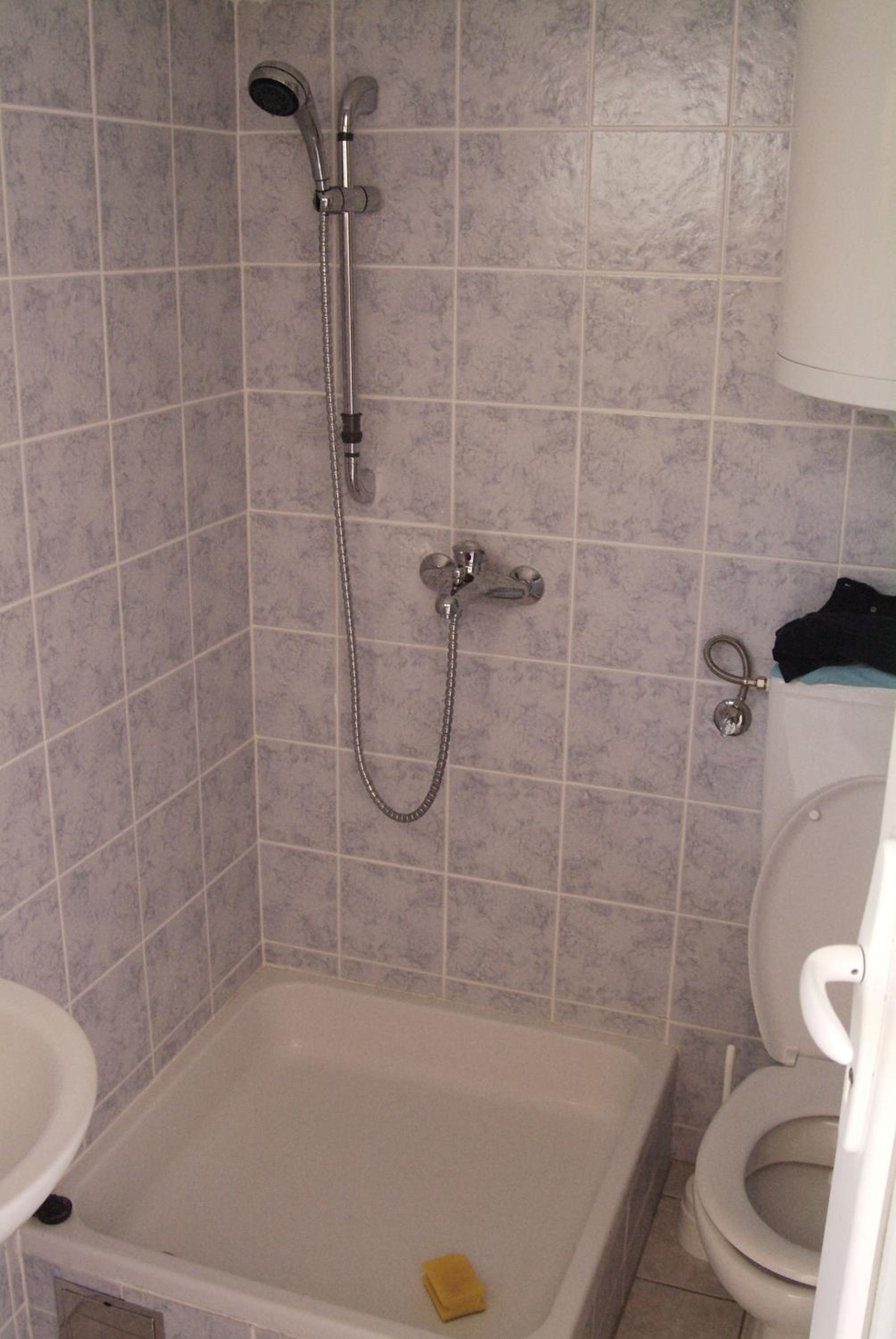 Apartment with Balcony photo 3