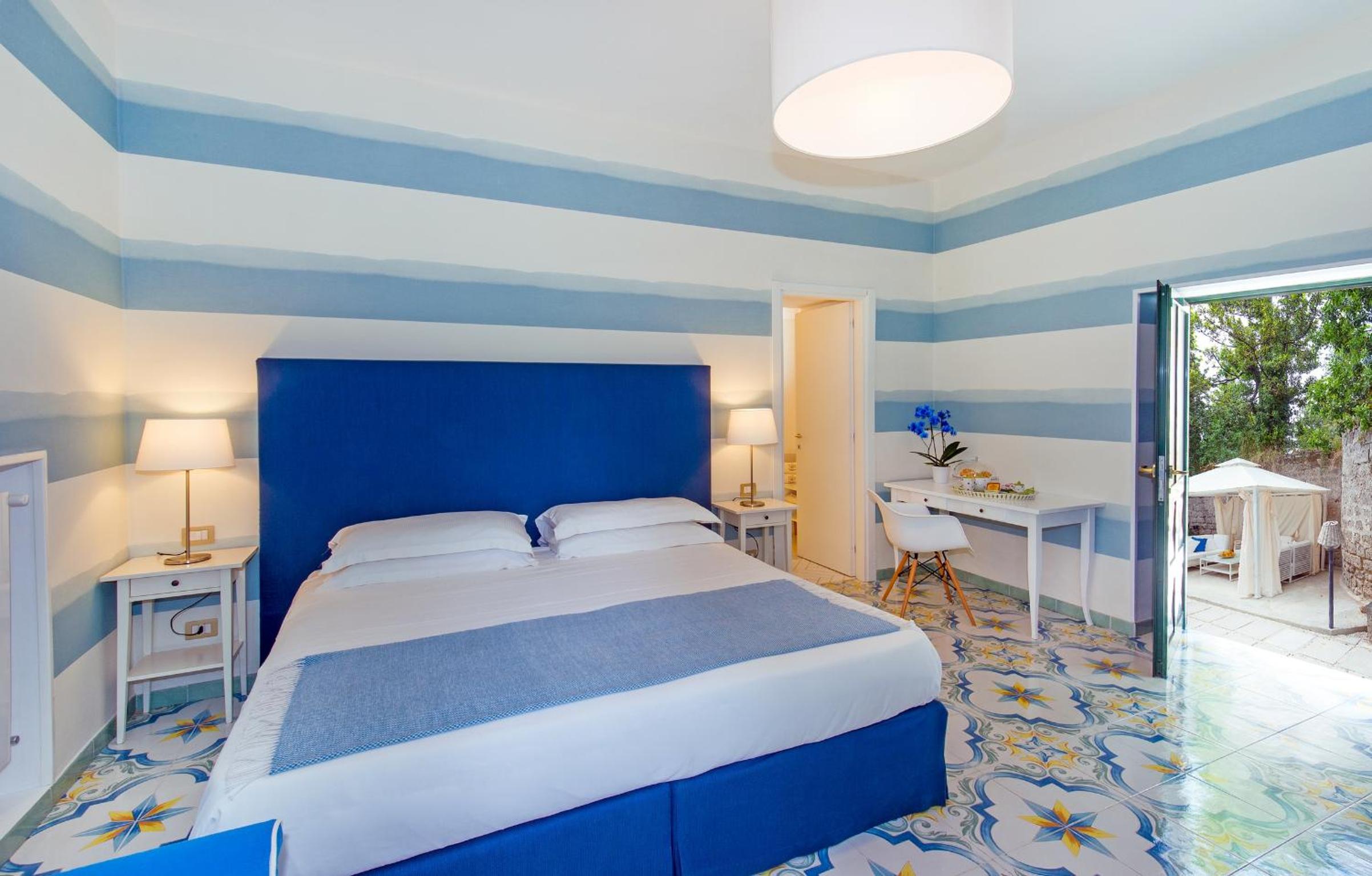 King Room with Spa Bath photo 3