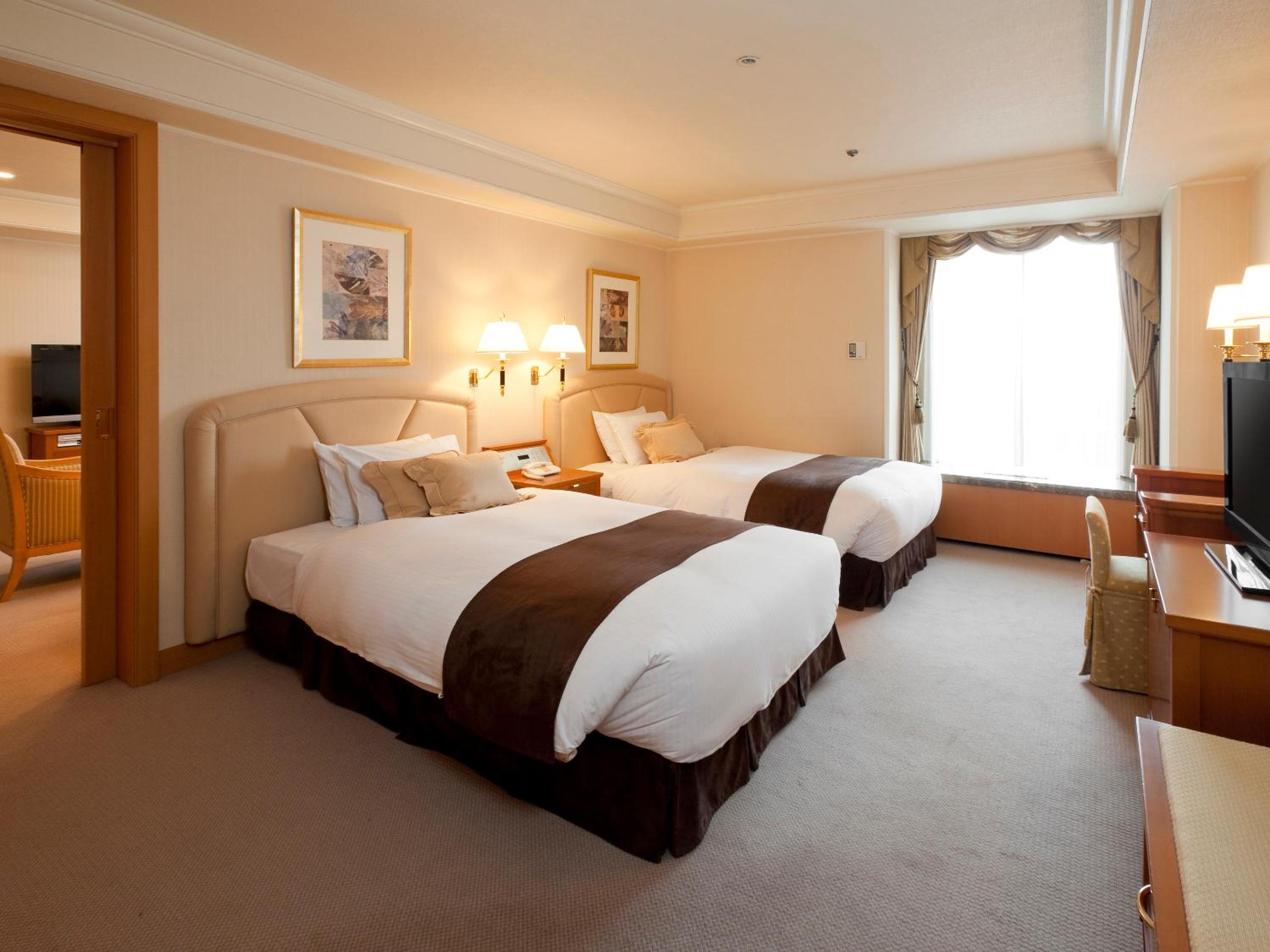Junior Suite - Executive Floor with Lounge Access - Photo 5