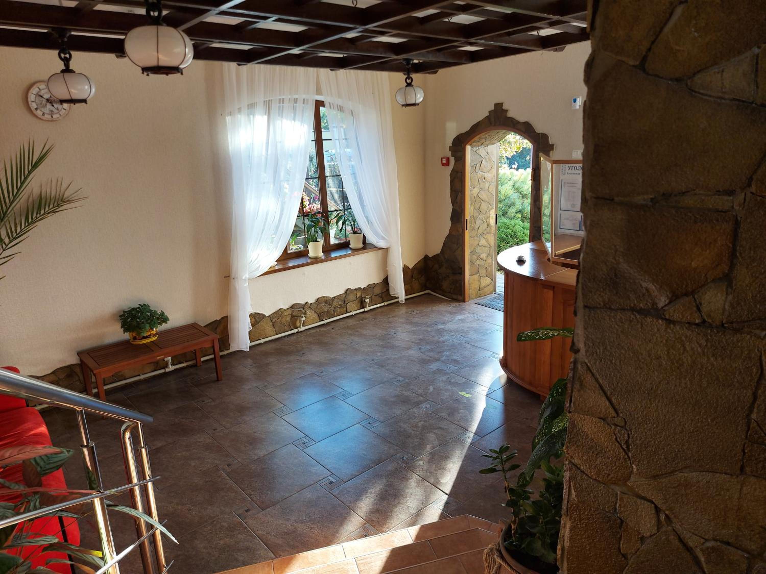 Twin Room with Shared Bathroom