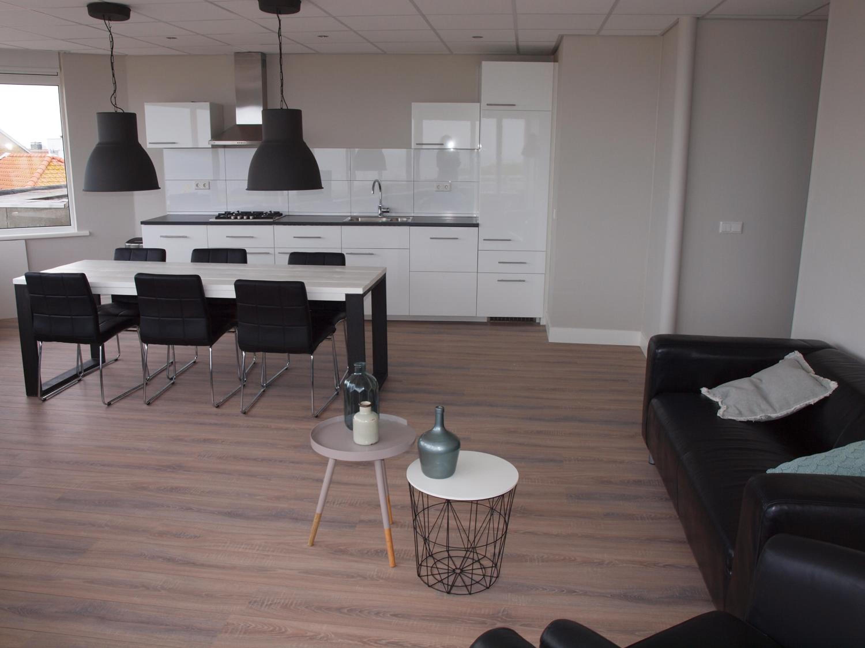 Three-Bedroom Apartment (A) photo 2