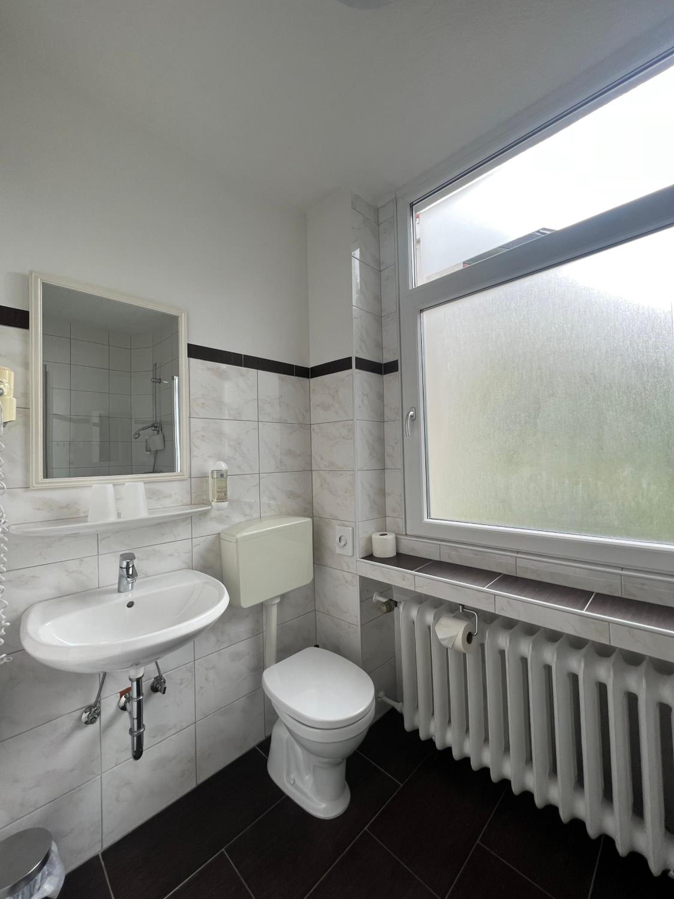 Large Double Room