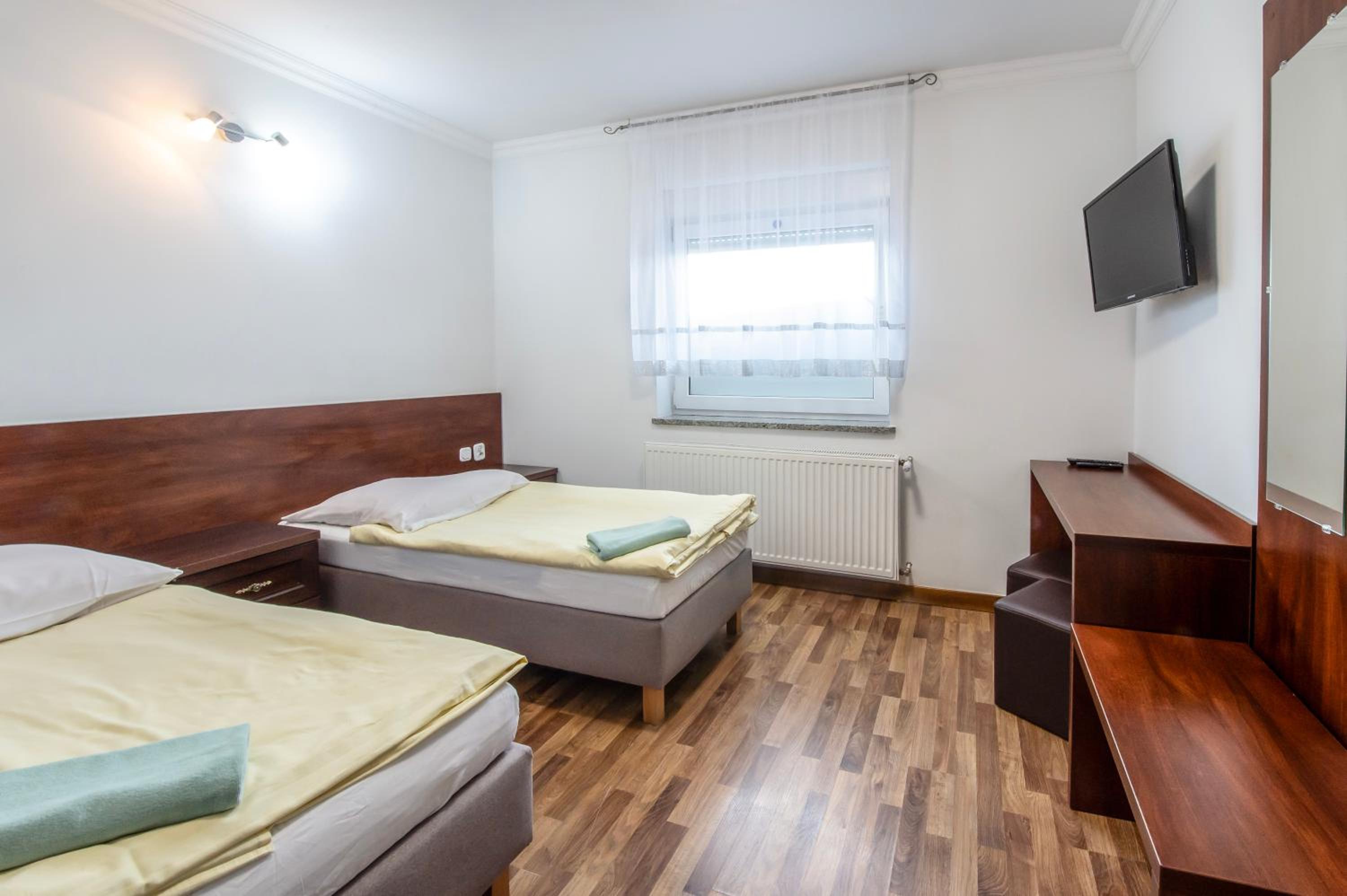 Double Room with Private Bathroom photo 3