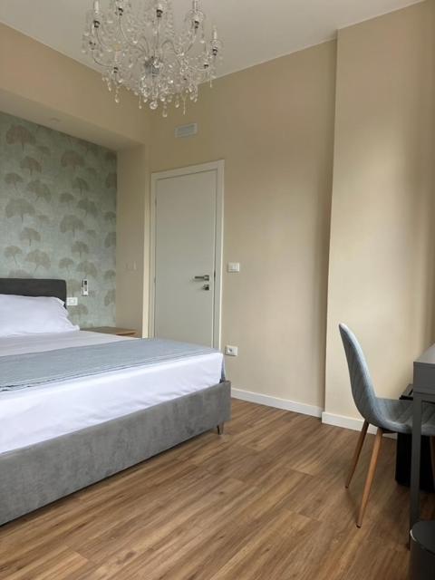 Deluxe Double Room with Balcony photo 2