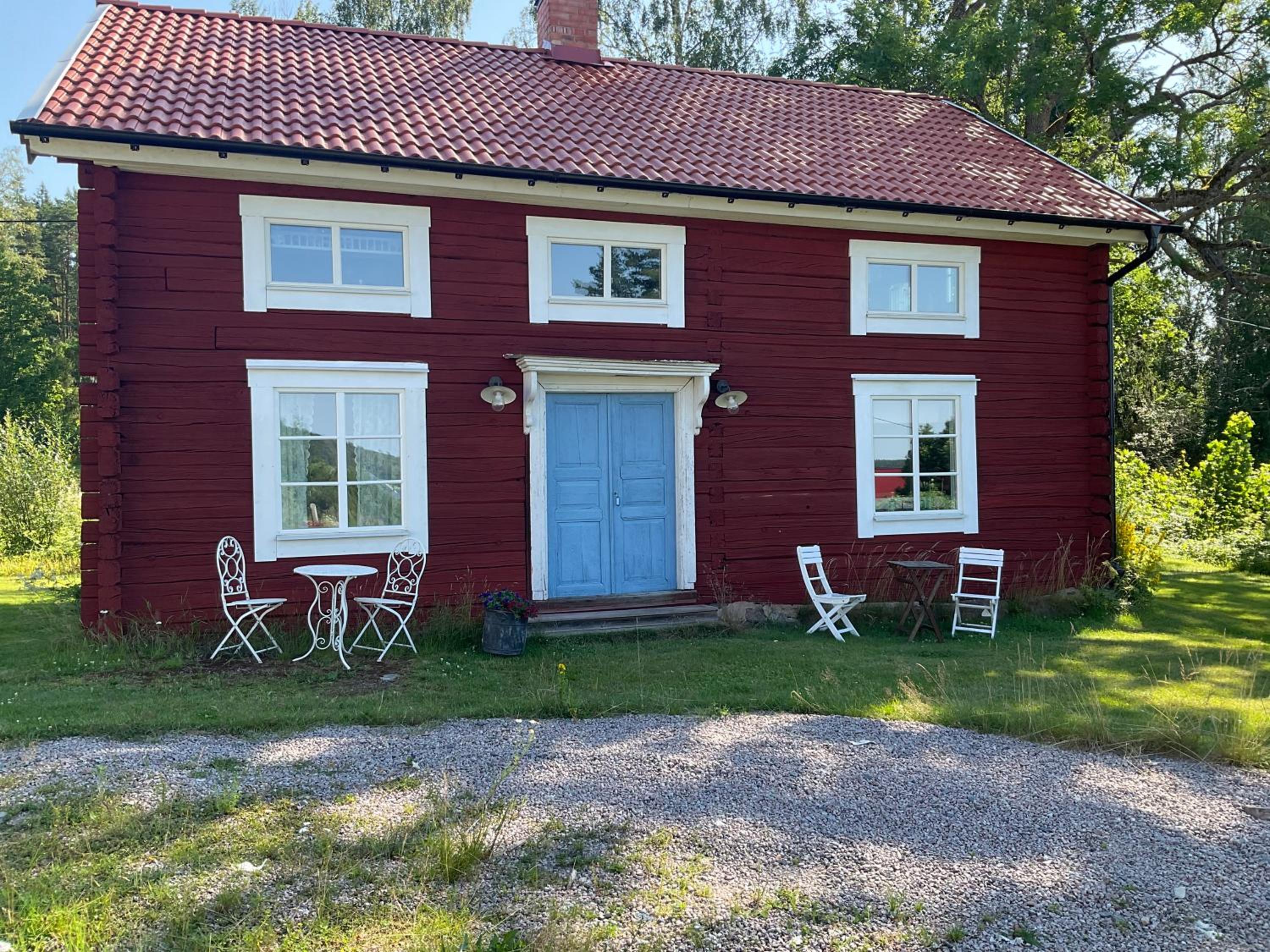 Two-Bedroom Cottage photo 3