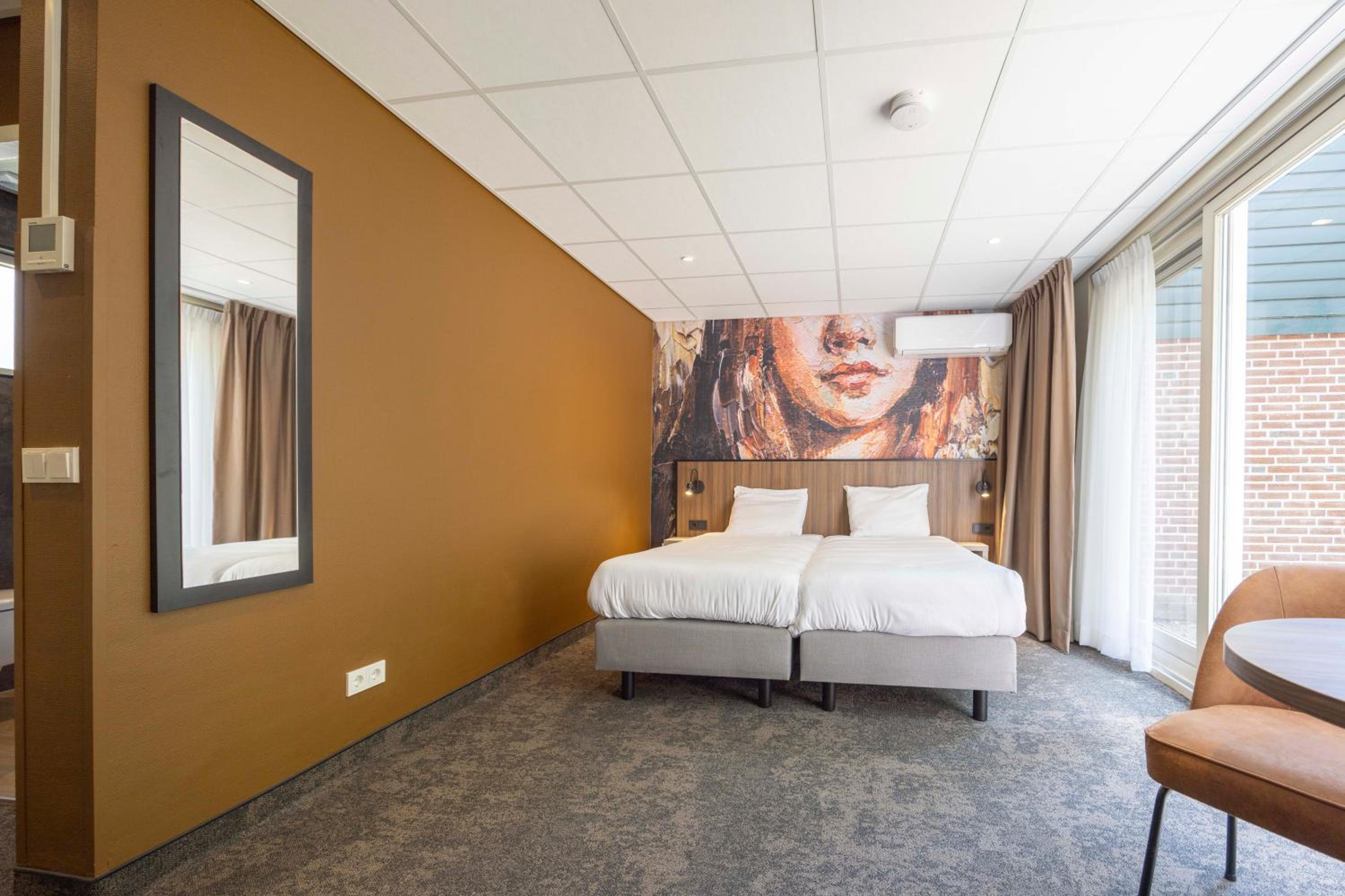  Comfort Plus Double Room with Terrace - Photo 3