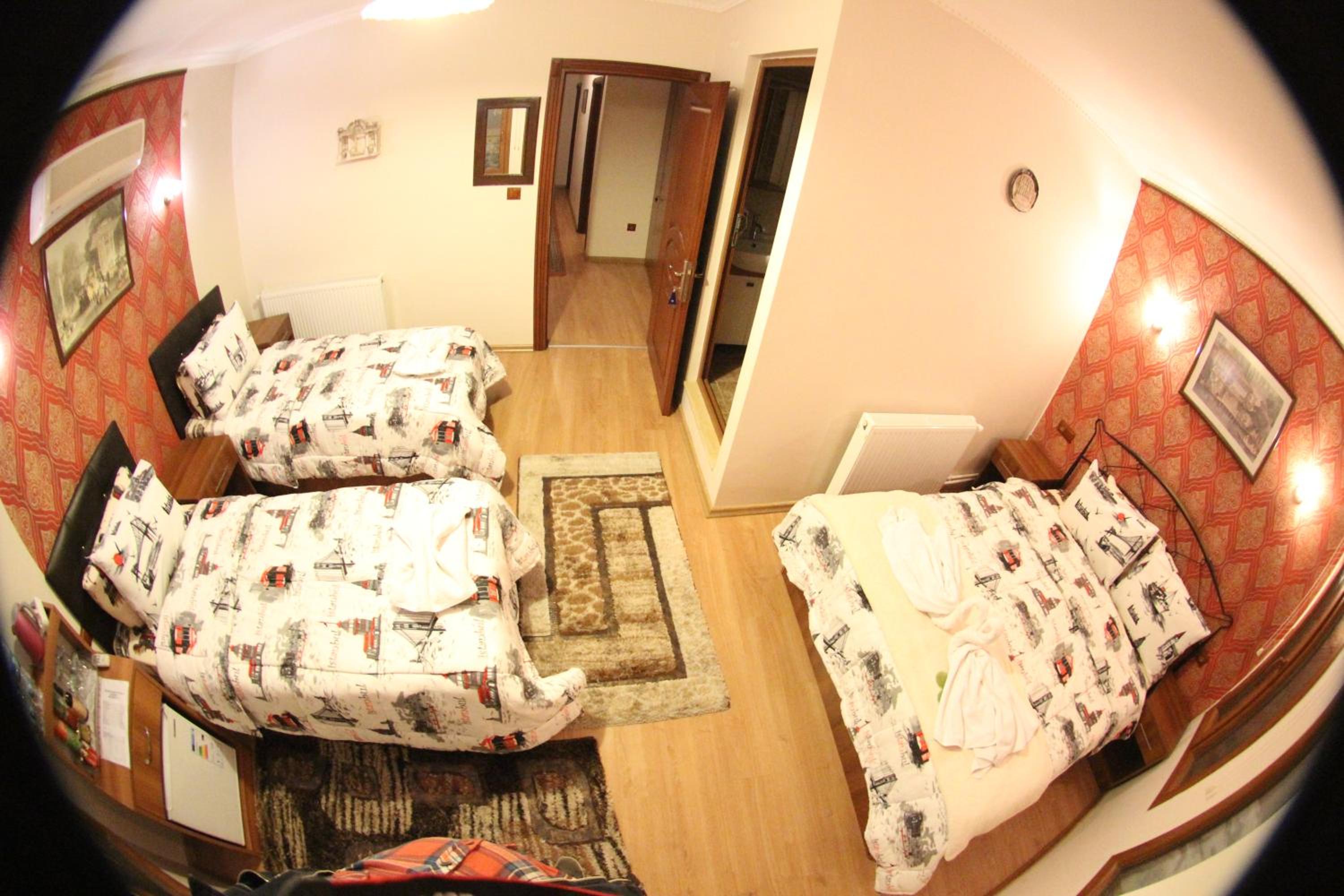 Family Room photo 1