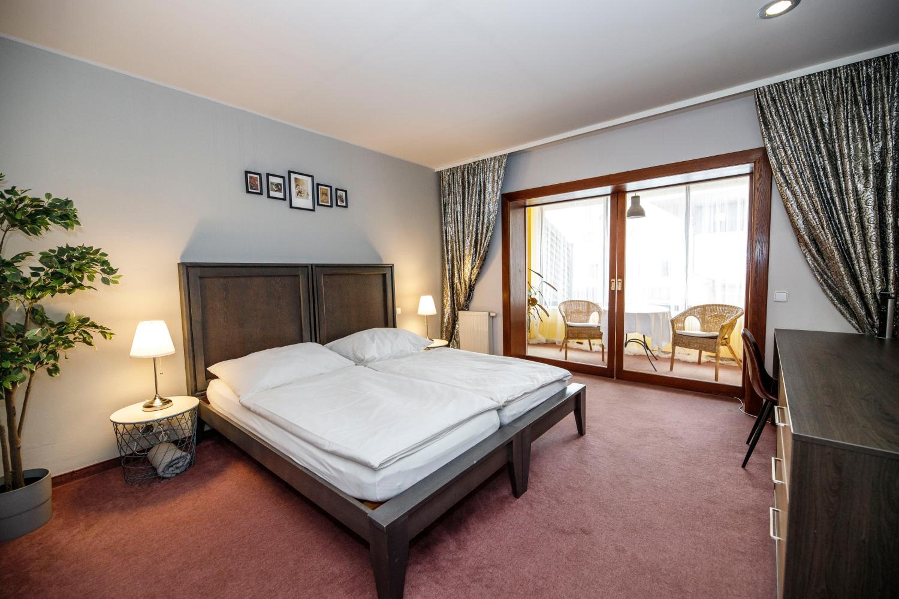 Deluxe Double or Twin Room photo 3