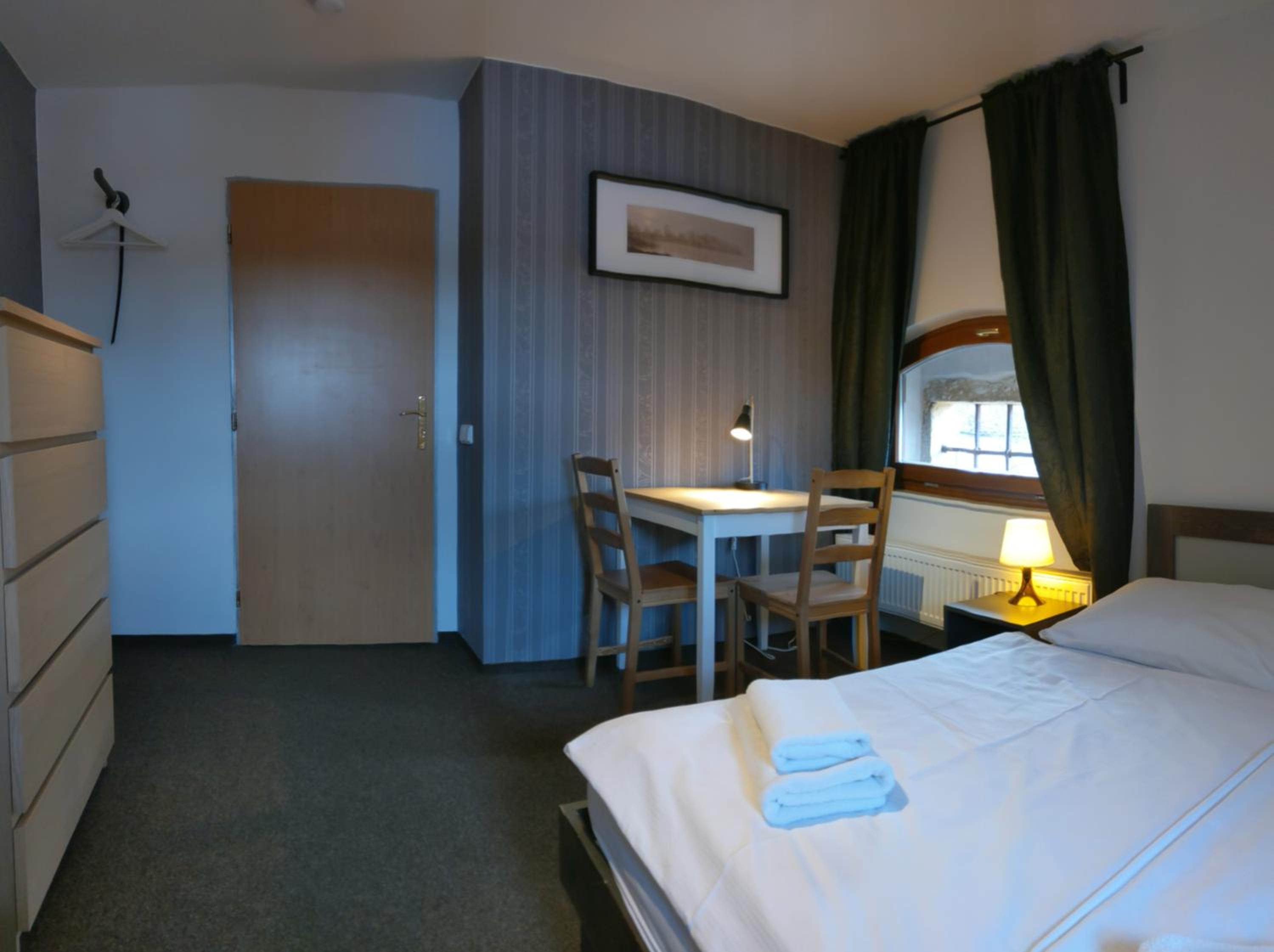 Quadruple Room - Disability Access photo 1