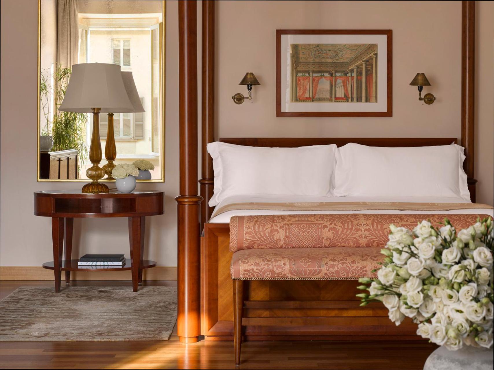 Renaissance Suite king bed photo 1
