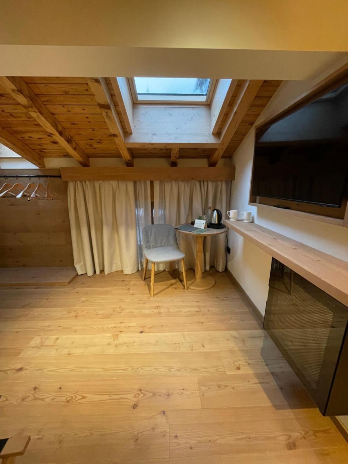 Double or Twin Room - Disability Access photo 2