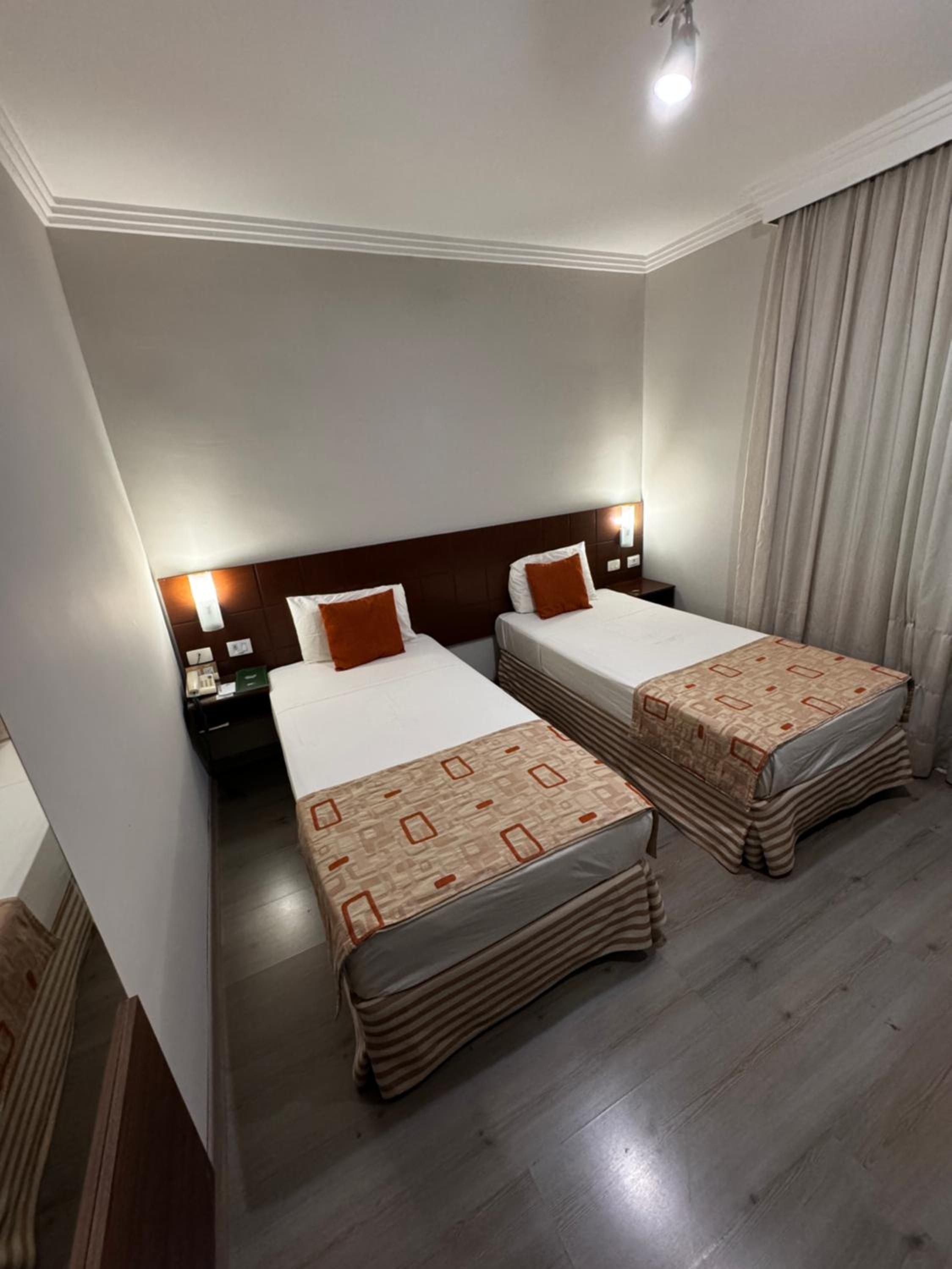 Twin Room with Mountain View photo 2