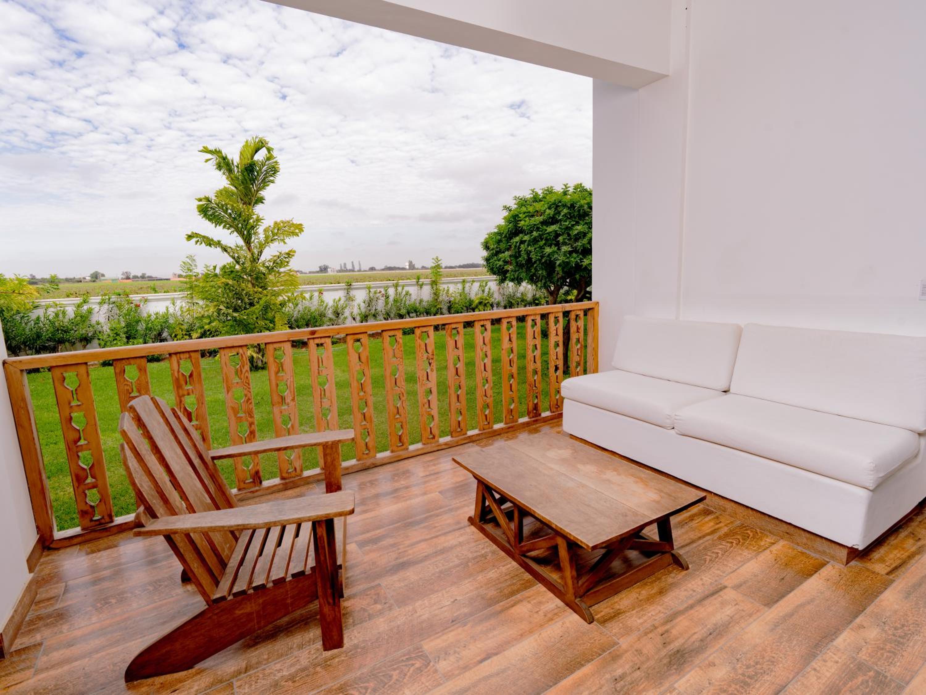 Twin Room with Balcony and Garden View photo 1